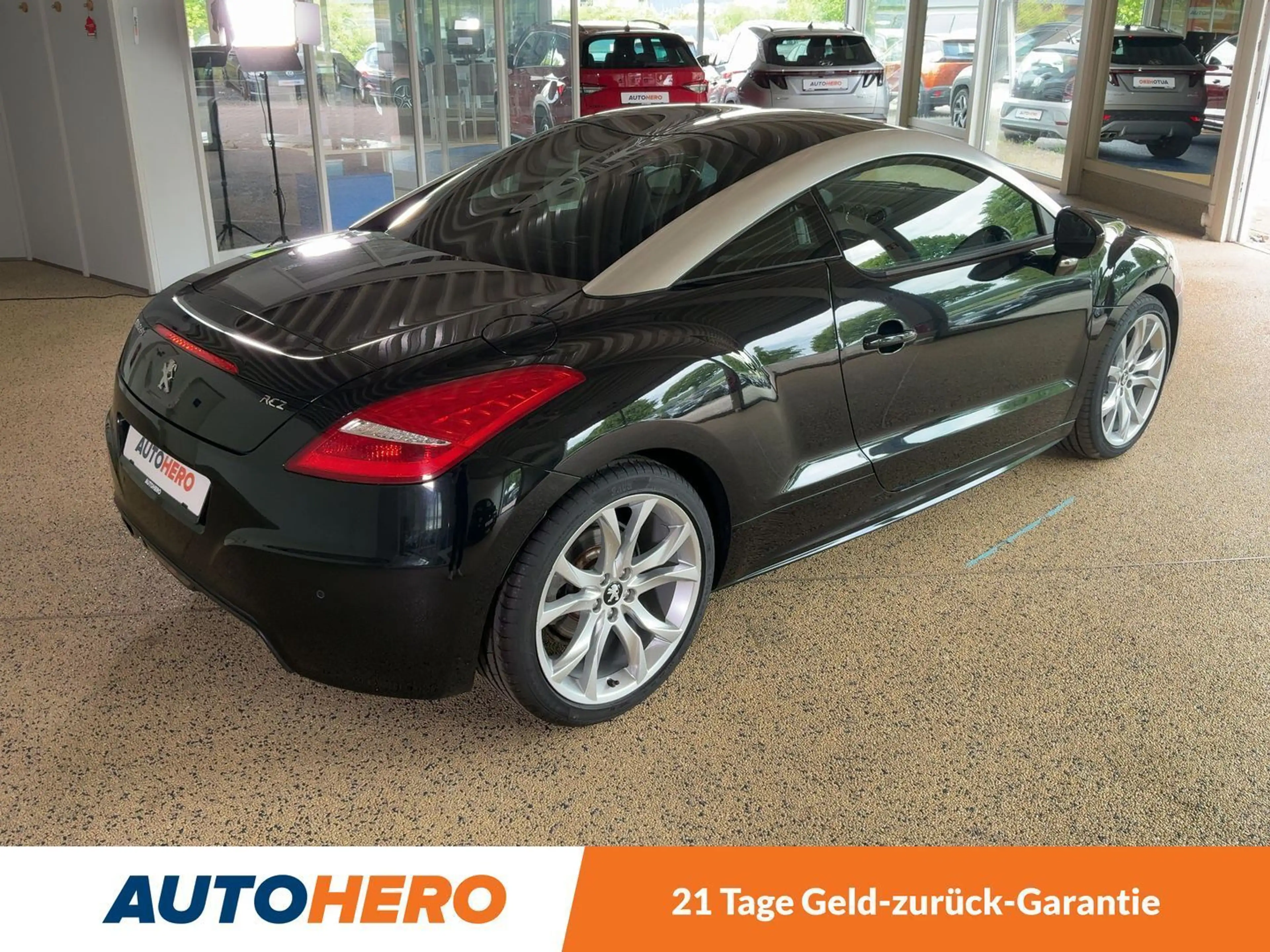 Peugeot RCZ 1.6 Turbo Basis *NAVI*BI-XENON*TEMPO*PDC*SHZ* — photo 6