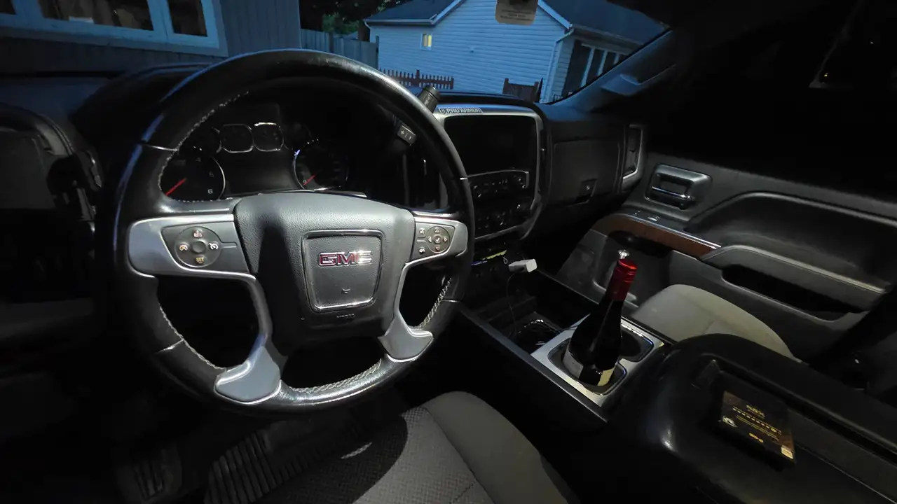 GMC Sierra 1500 снимка GMC Sierra 1500