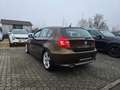 BMW 120 1 Limousine 120d / TÜV NEU Braun - thumbnail 3