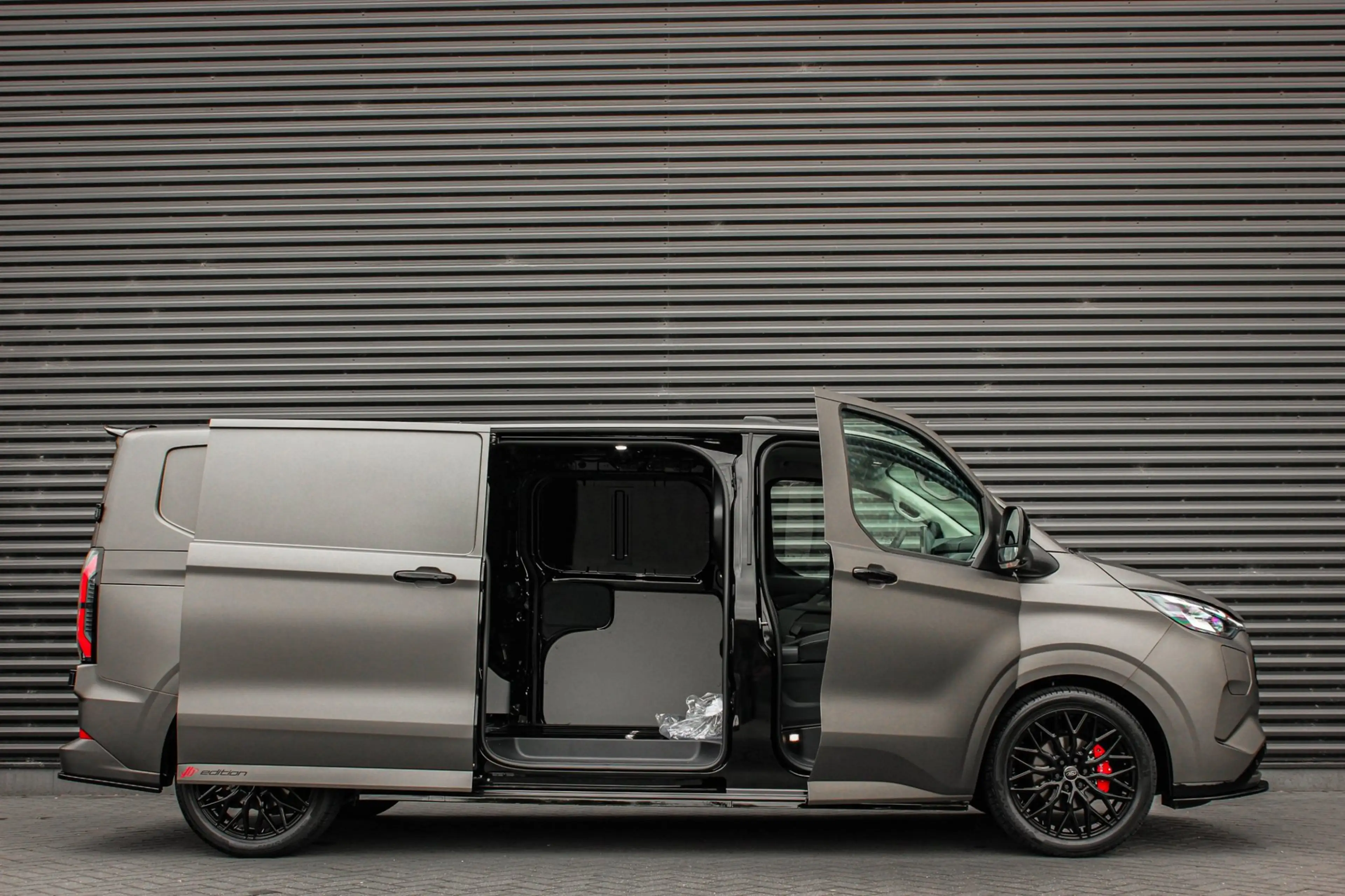 Ford E-Transit Cust. 340 L2H1 Limited 71 kWh 218PK / JB- EDITON / — photo 8