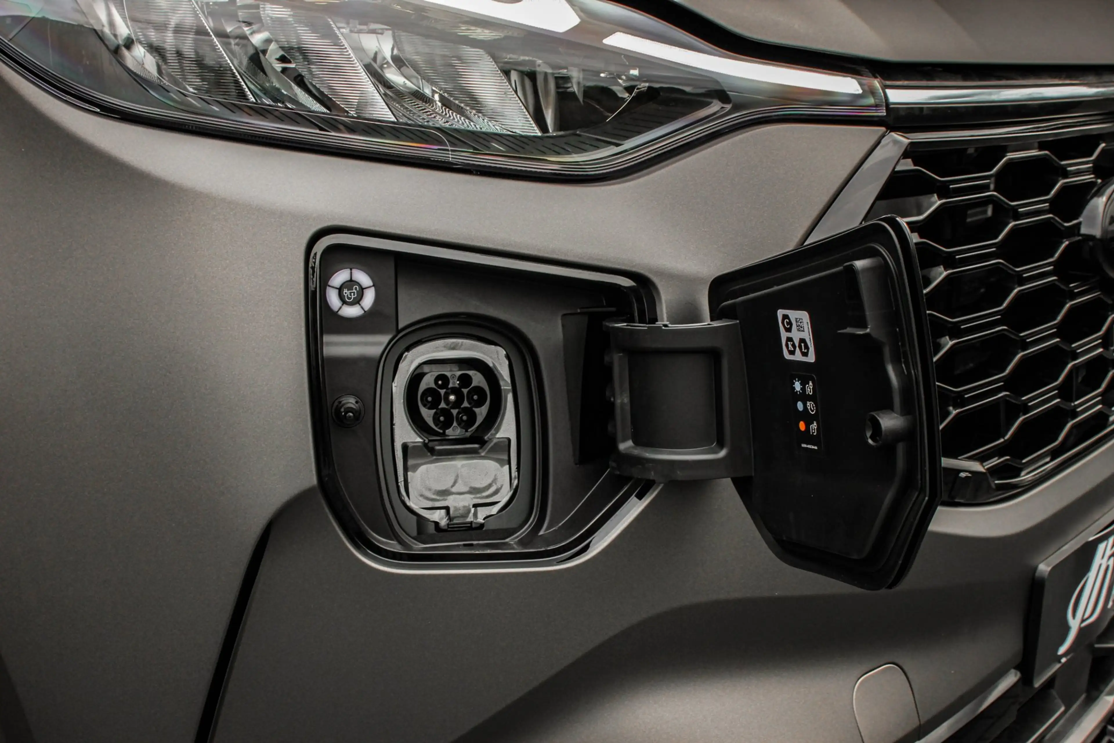 Ford E-Transit Cust. 340 L2H1 Limited 71 kWh 218PK / JB- EDITON / — photo 14