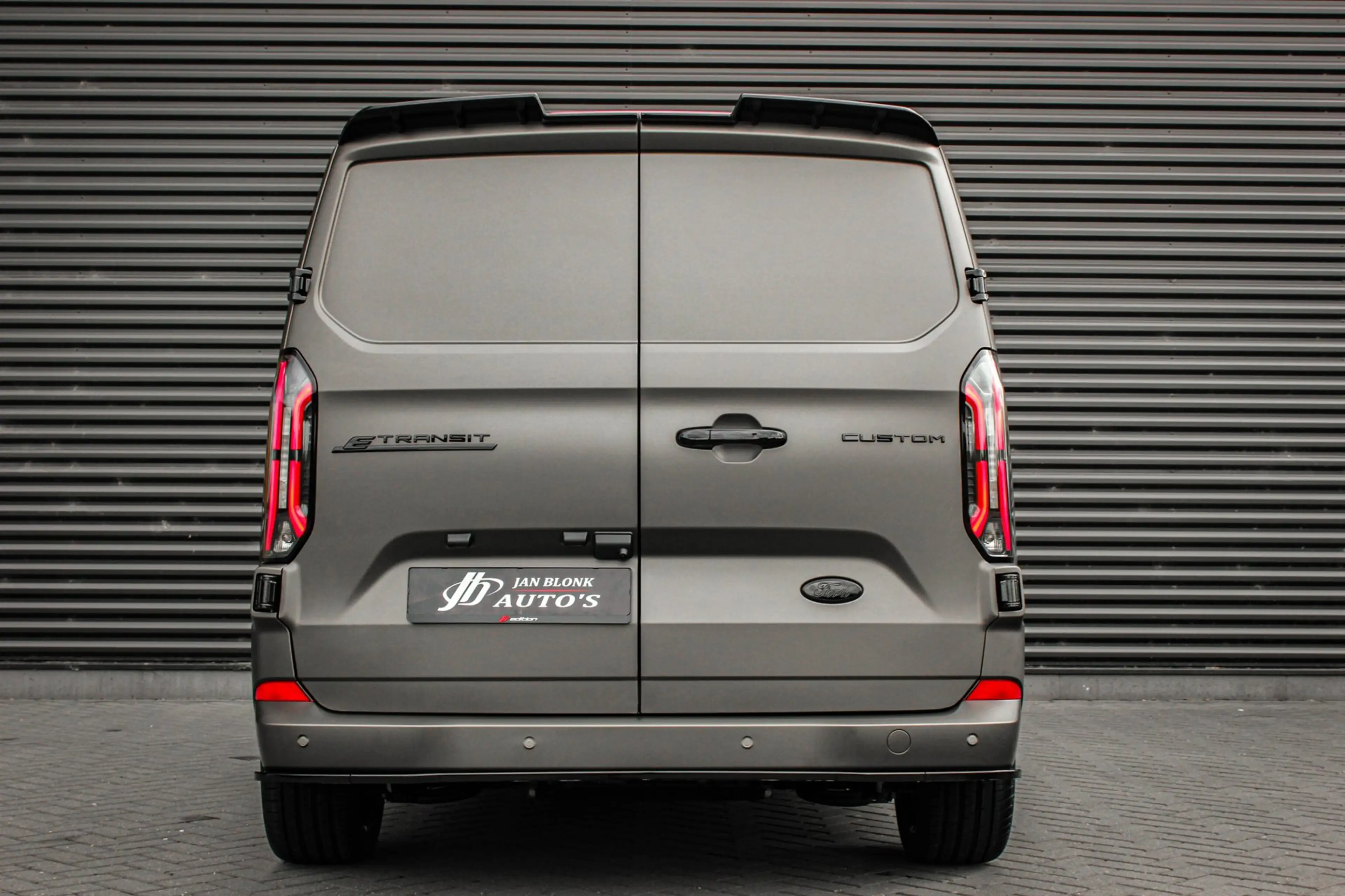 Ford E-Transit Cust. 340 L2H1 Limited 71 kWh 218PK / JB- EDITON / — photo 39