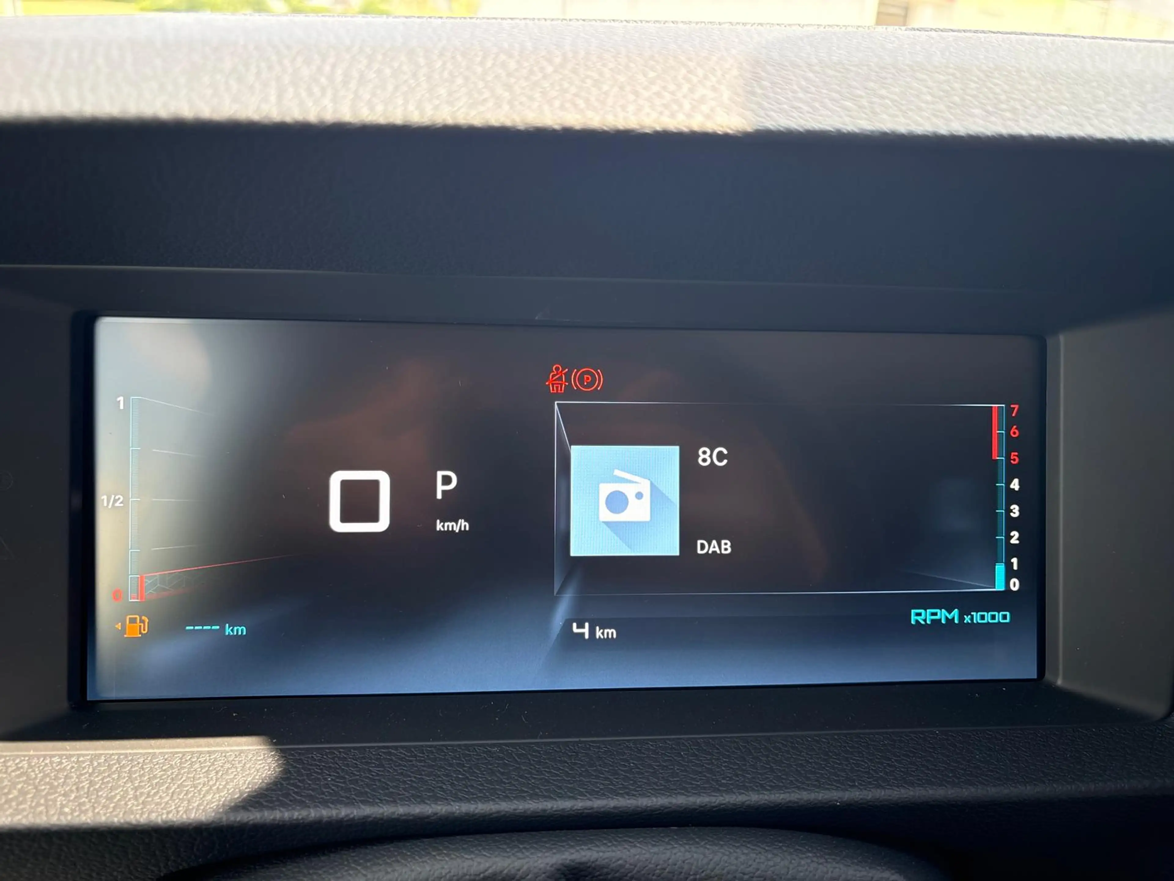 Citroen Spacetourer Max M — photo 10