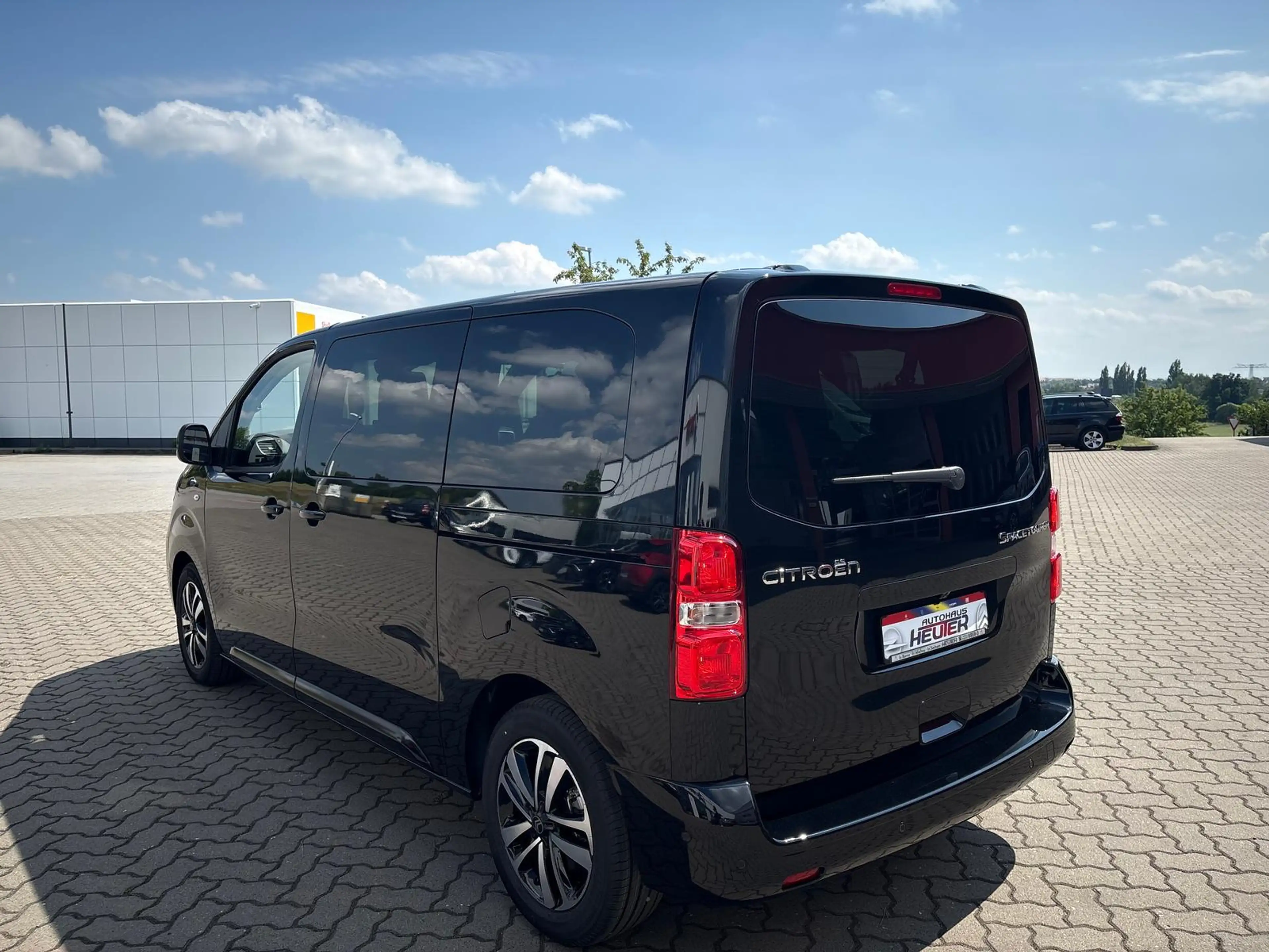 Citroen Spacetourer Max M — photo 3