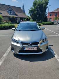 CT 200h 1.8i E-CVT