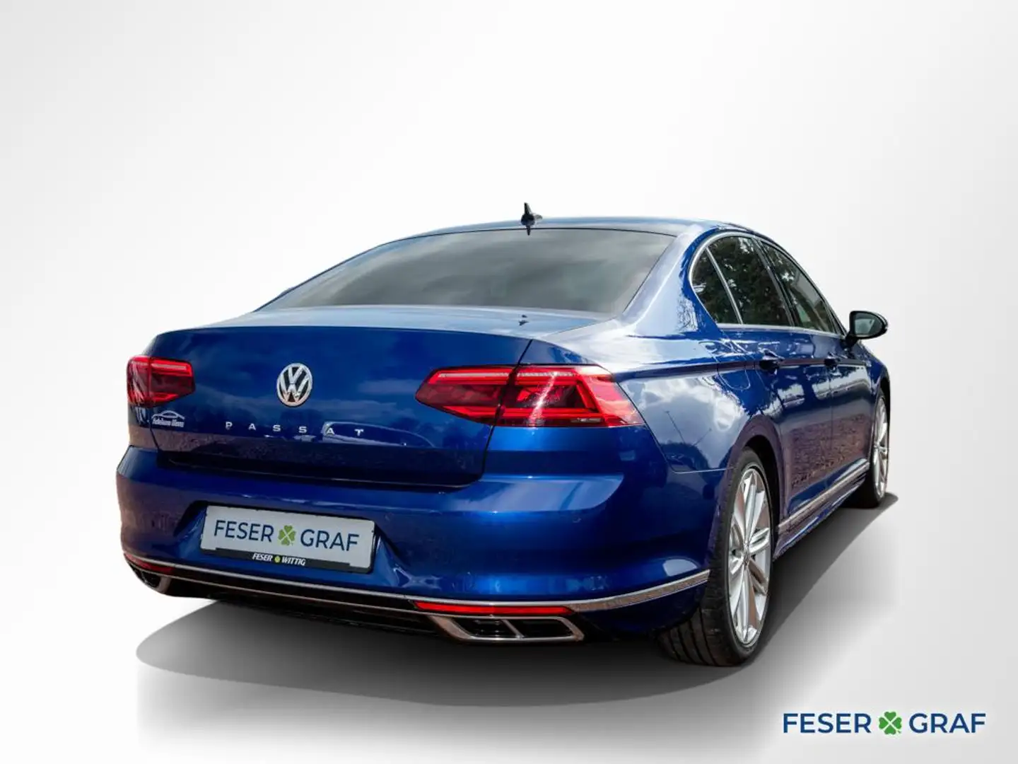Volkswagen Passat Variant 2.0 TDI R-Line DSG AHK/DCC/FrontHz/ACC/IQ.Light/4x Azul - 2