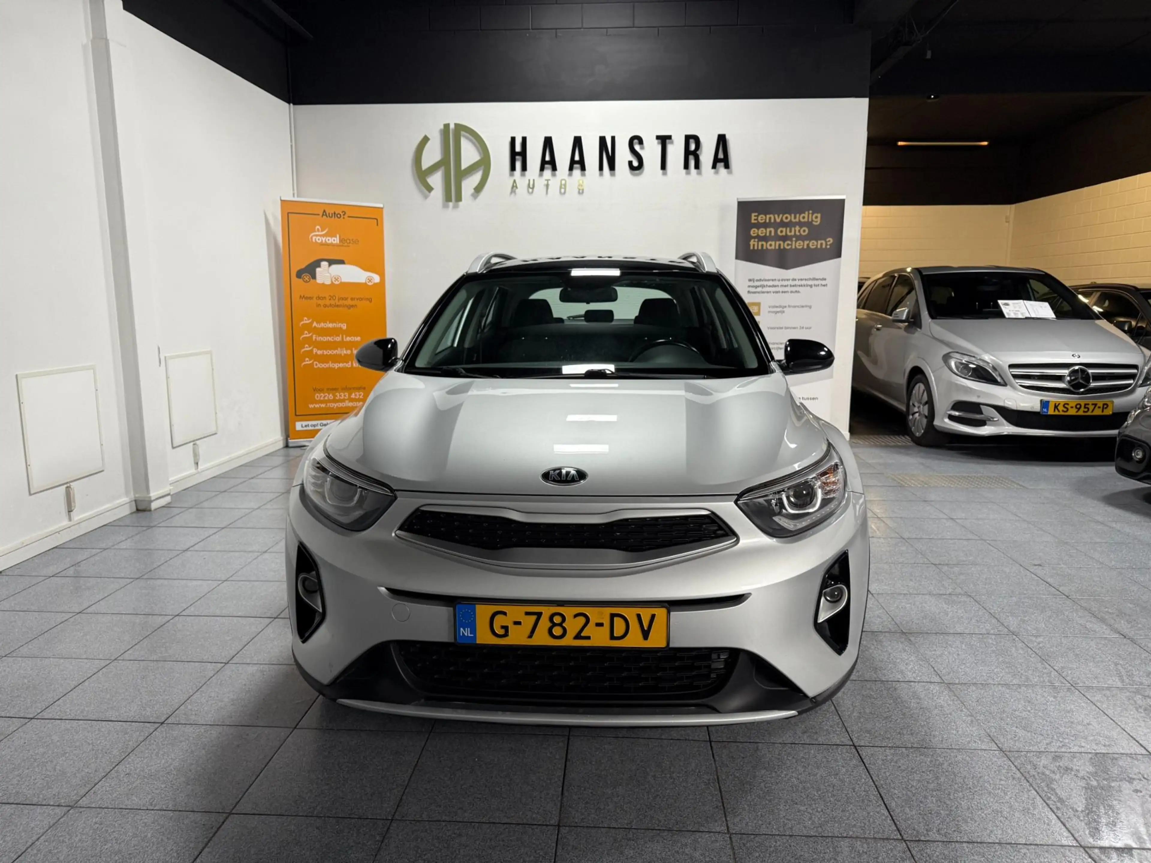 Kia Stonic 1.0 T-GDi DynamicLine Apple-Carplay Navi-Camera NL — photo 2