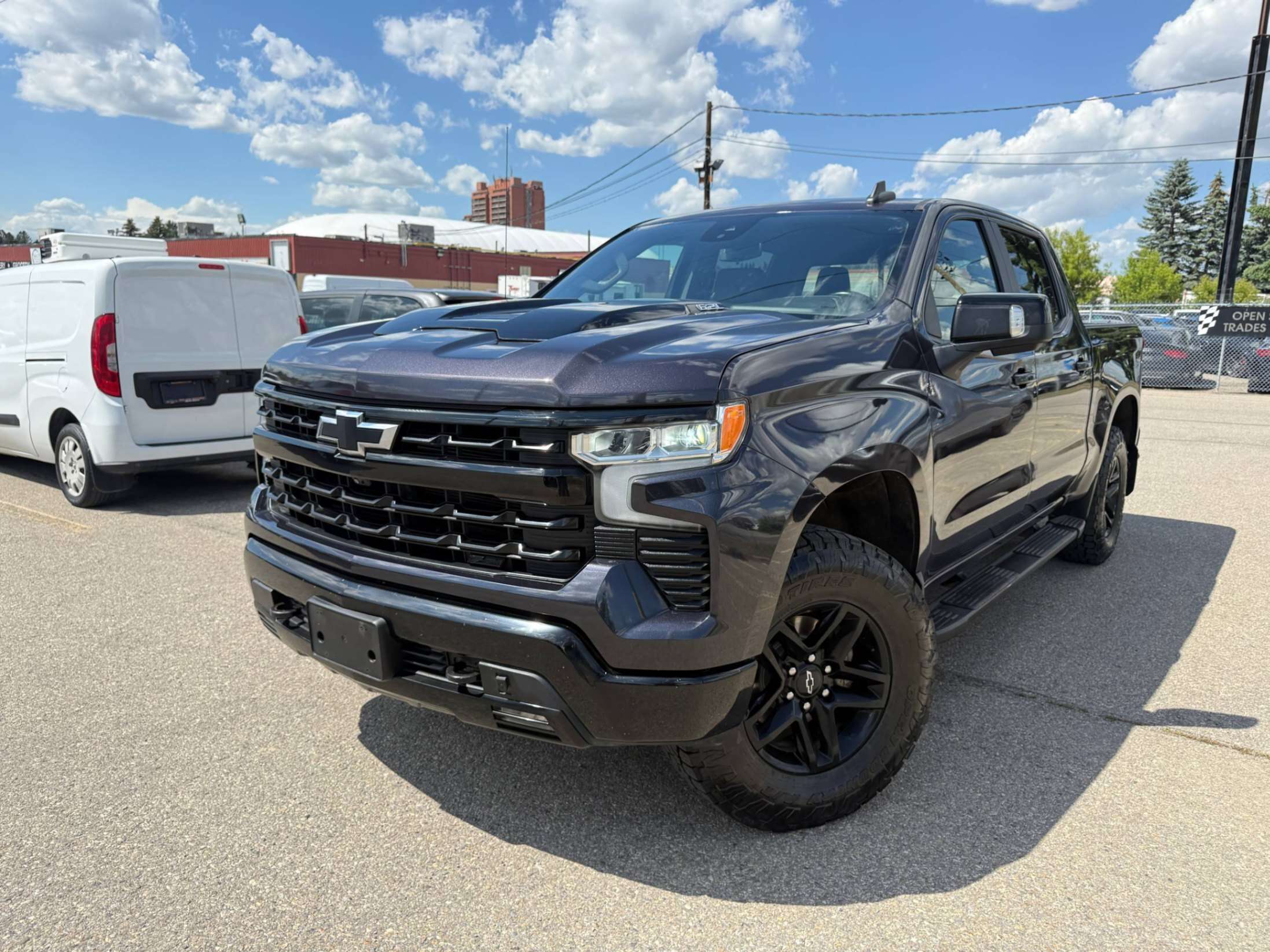 2023 Chevrolet Silverado 1500 4WD Crew Cab 147 LT Trail Boss