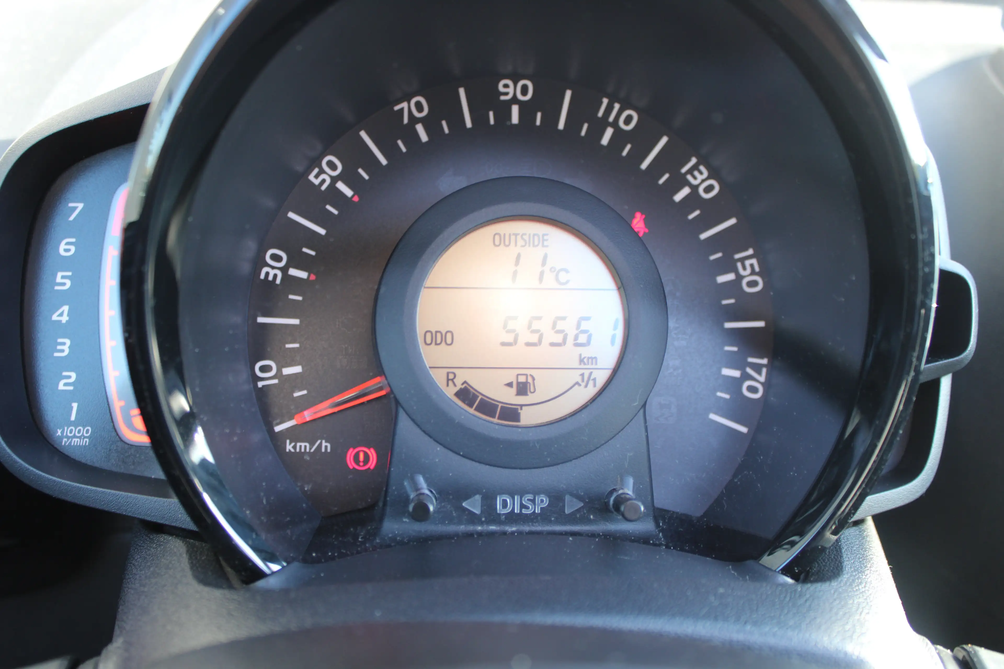 Peugeot 108 1.0 e-VTi Roland Garros TOP! | Navi by app | Apple — photo 23
