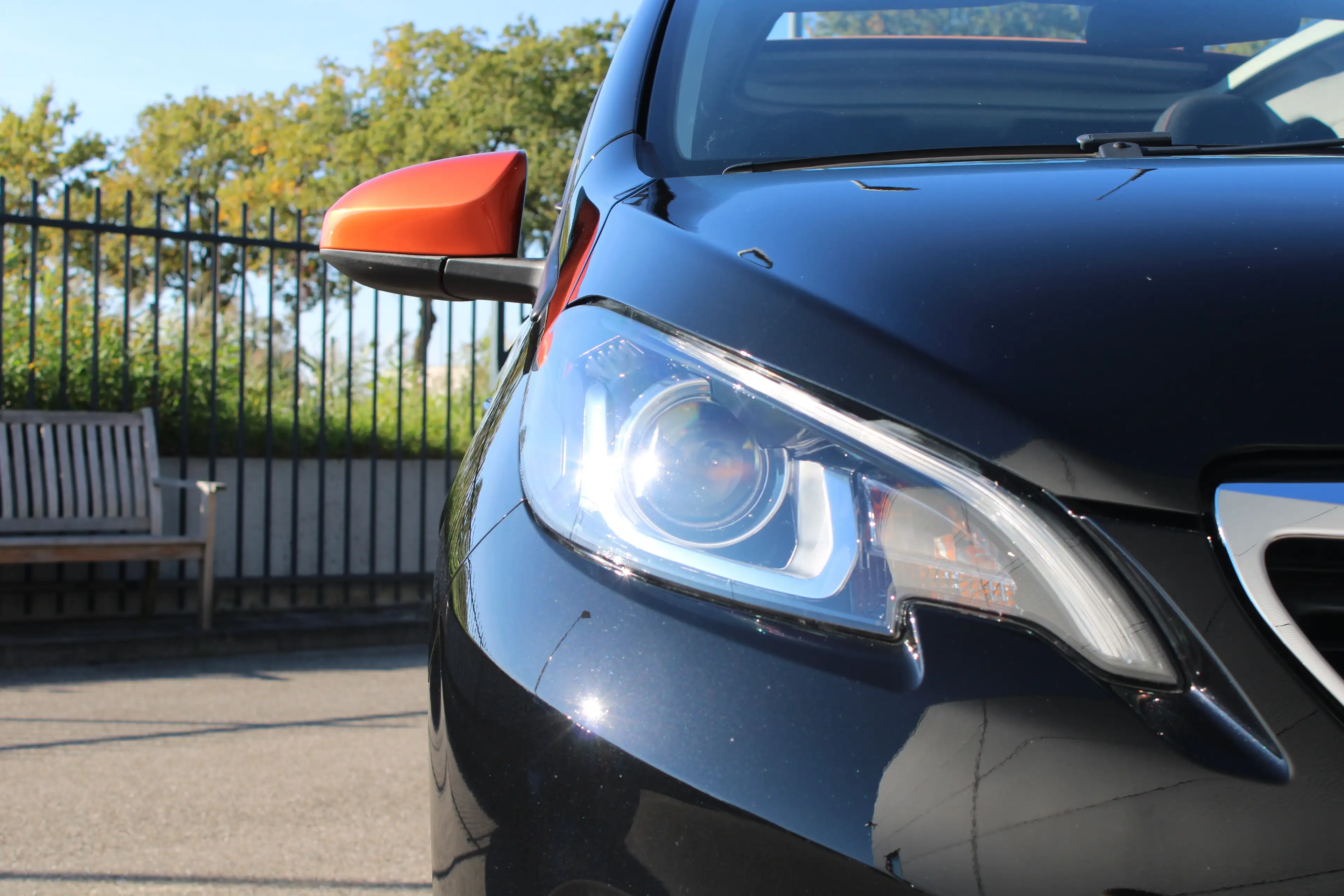 Peugeot 108 1.0 e-VTi Roland Garros TOP! | Navi by app | Apple — photo 33