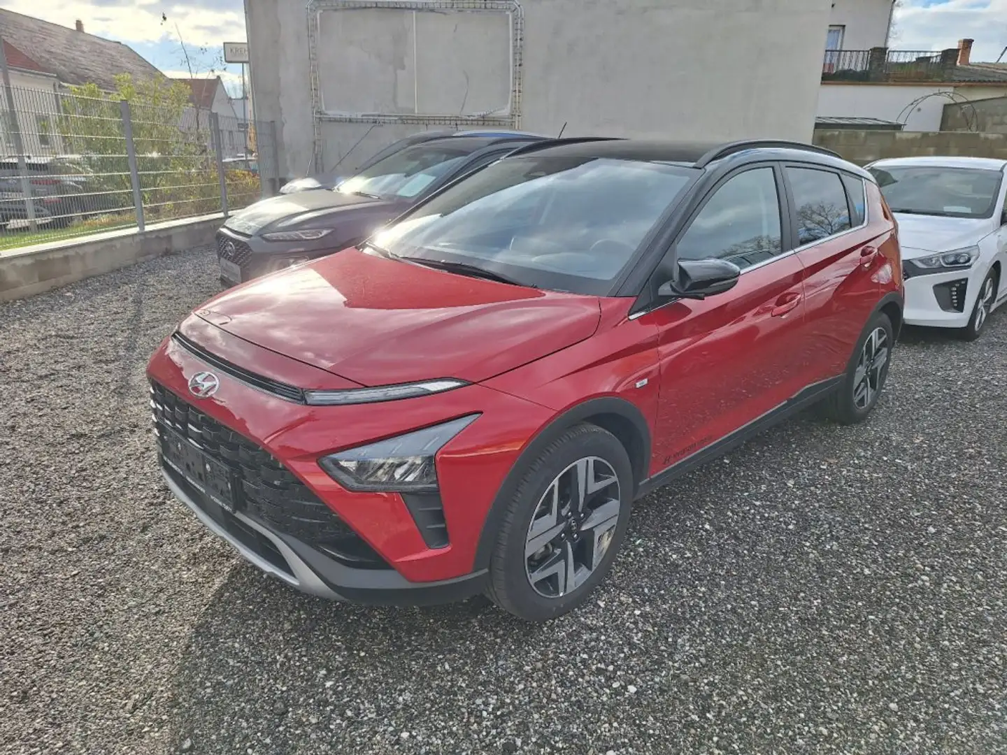 Hyundai BAYON Trendline 1,0 T-GDi DCT 48V y1bt4-O2 Schwarz - 1