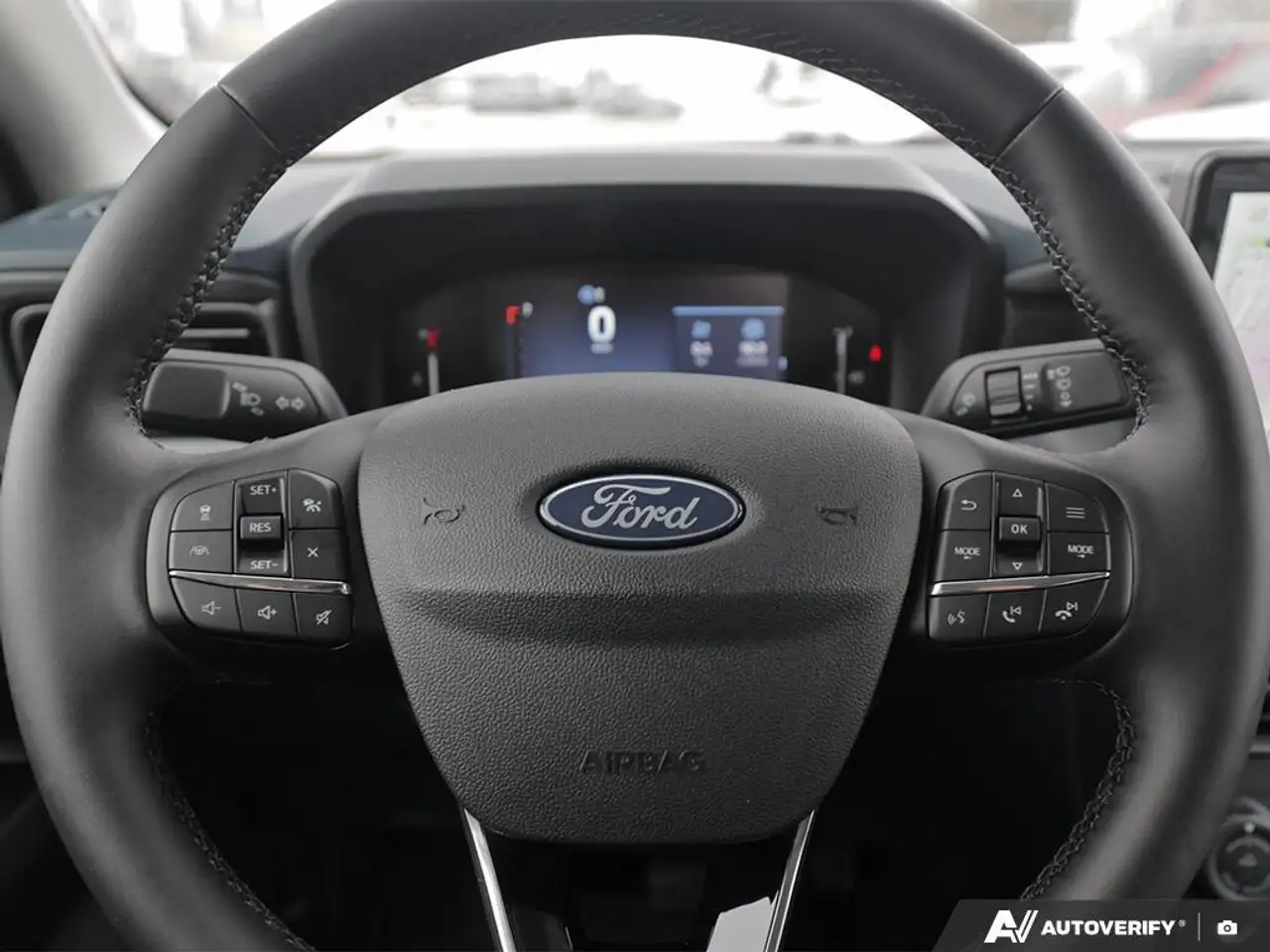 Ford Maverick снимка Ford Maverick