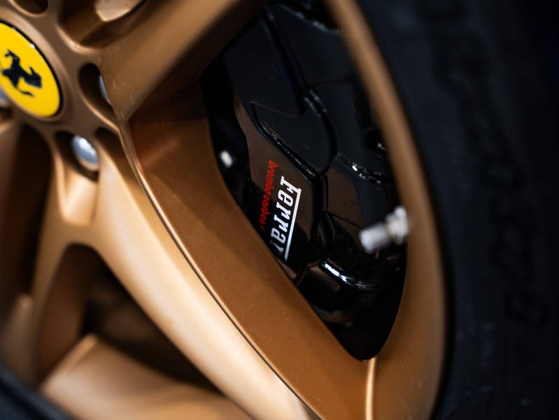 Ferrari SF90 Spider 4.0 V8 PHEV - Asseto Fiorano Pack - VAT - Daytona — photo 13