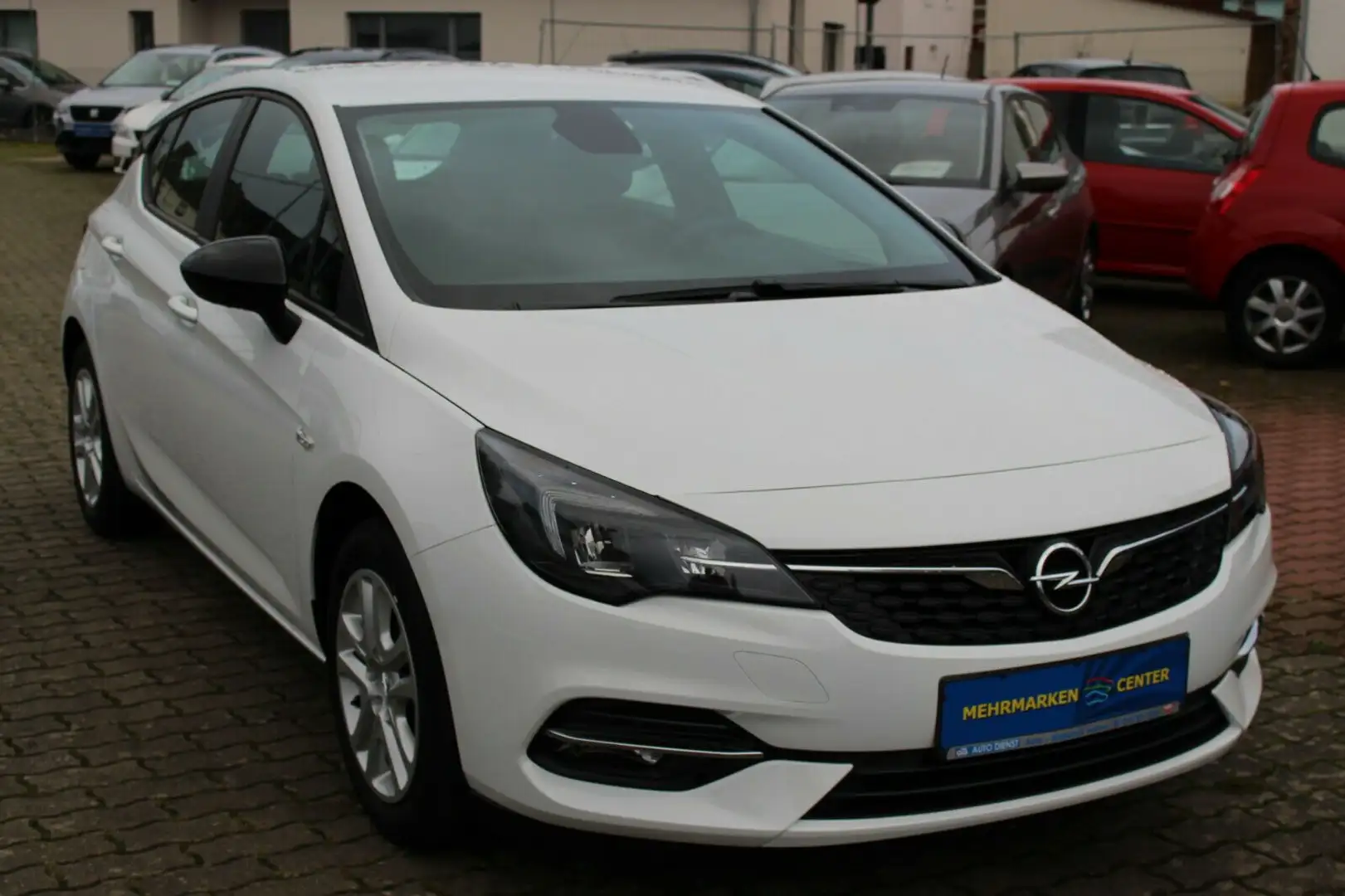 Opel Astra K Lim. 5-trg. Business Weiß - 1