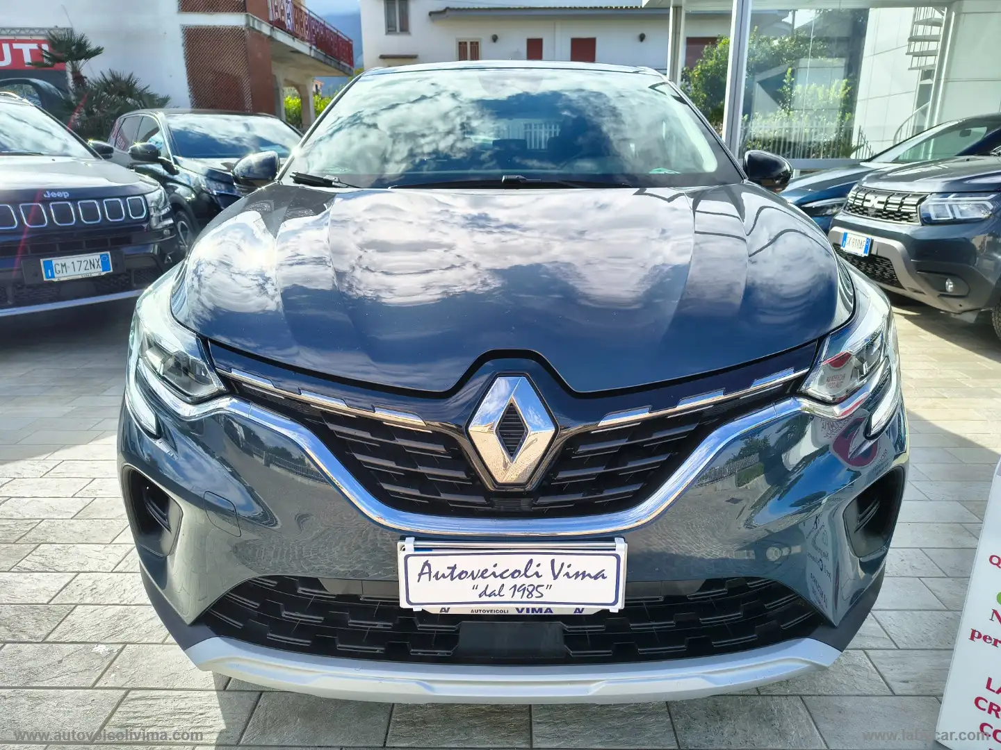 Renault Captur TCe 12V 100 CV GPL Zen Grijs - 2