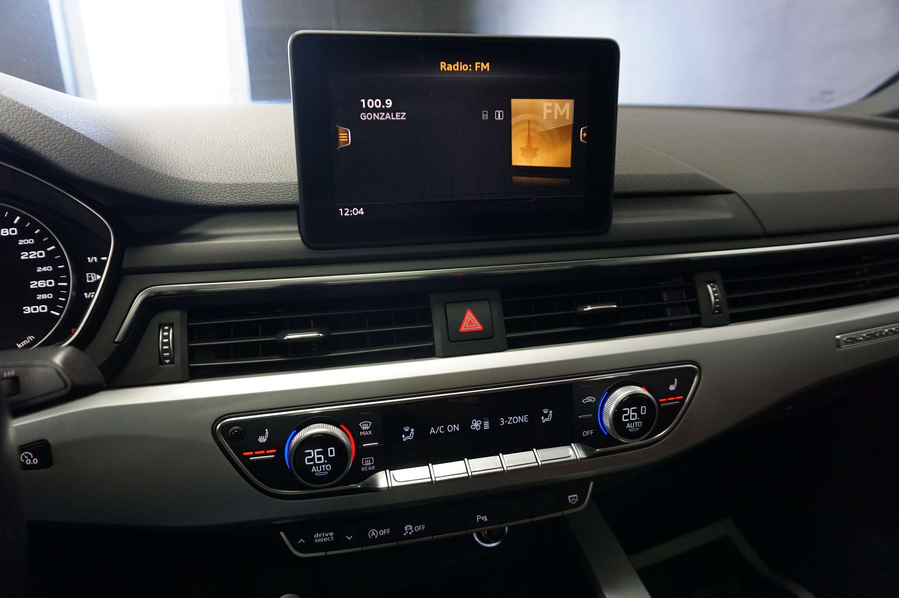2018 Audi A4 KOMFORT 2.0 TFSI QUATTRO - CUIR BRUN TOIT OUVRANT thumb 20