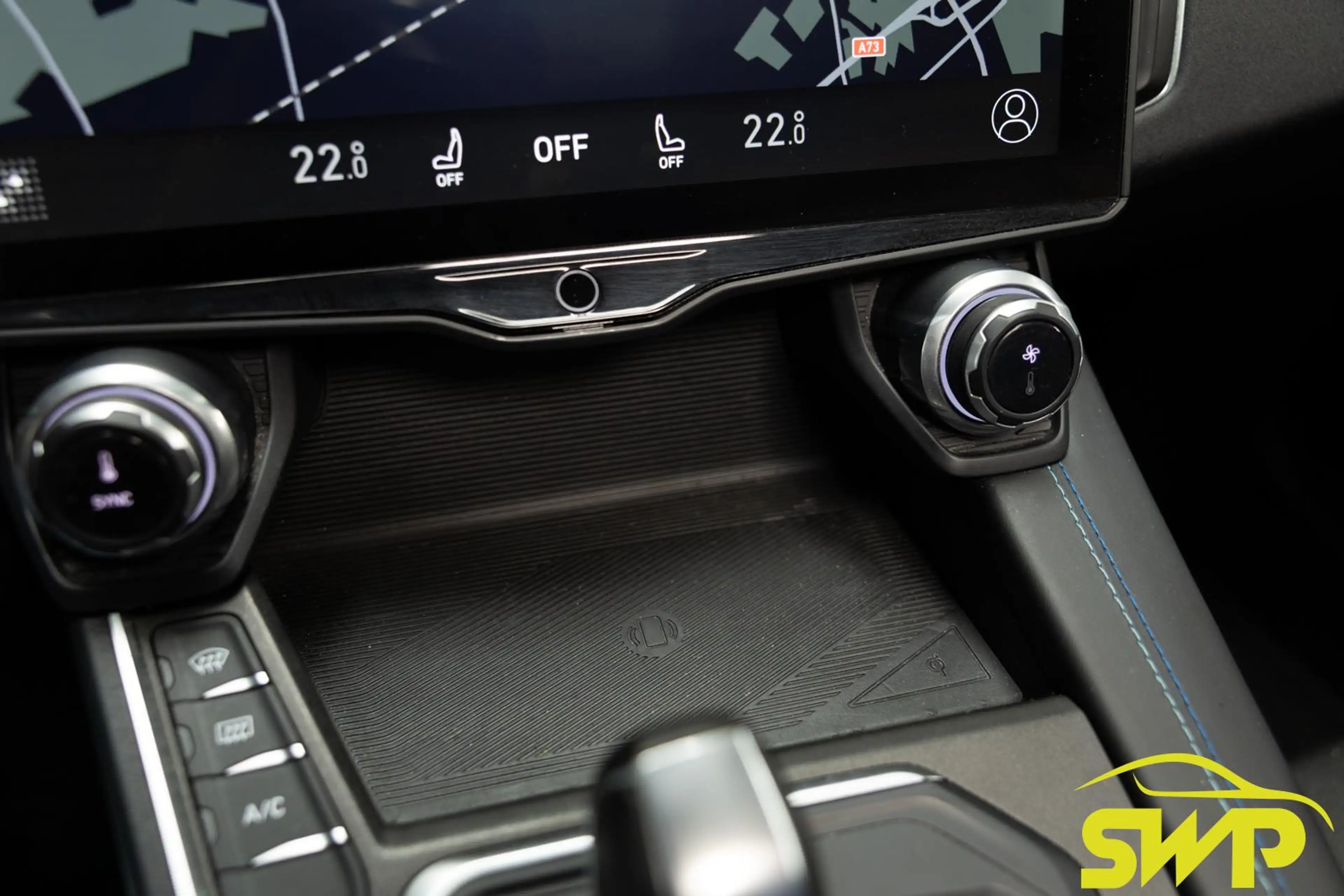 Lynk & Co 01 1.5 | PHEV | Zwart | 98.5 % SoH | Pano | 360 | Nav — photo 18