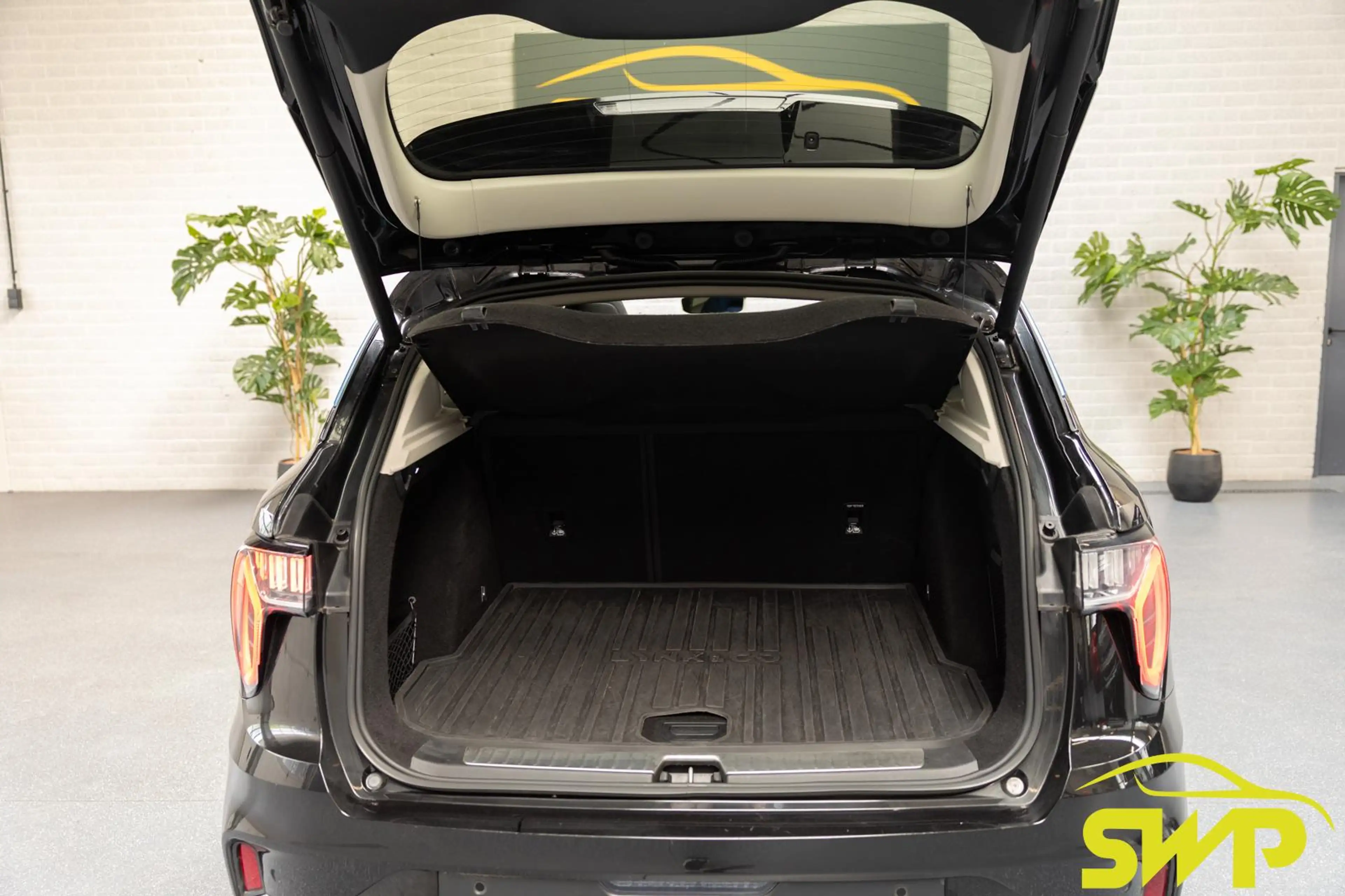 Lynk & Co 01 1.5 | PHEV | Zwart | 98.5 % SoH | Pano | 360 | Nav — photo 26