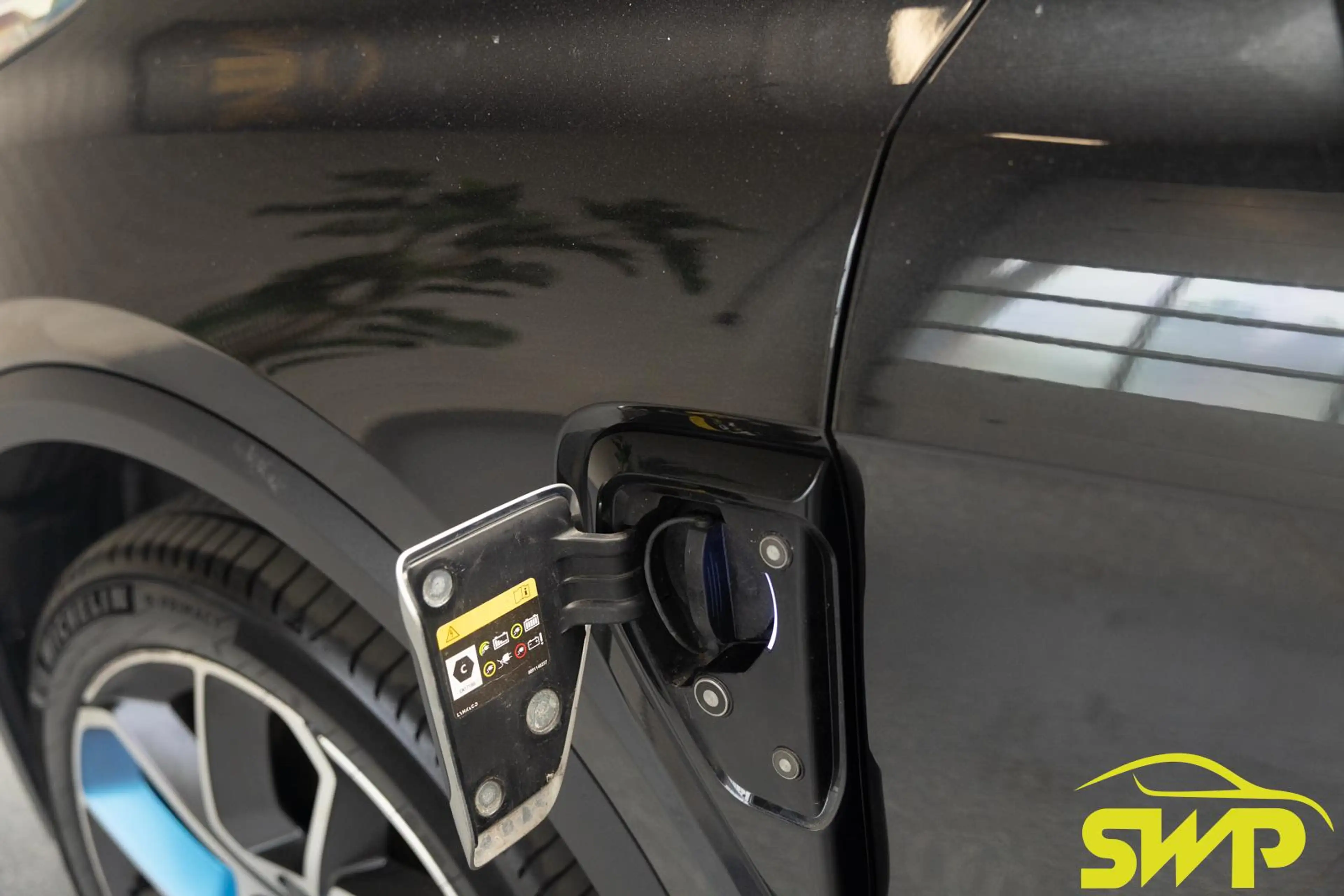 Lynk & Co 01 1.5 | PHEV | Zwart | 98.5 % SoH | Pano | 360 | Nav — photo 22