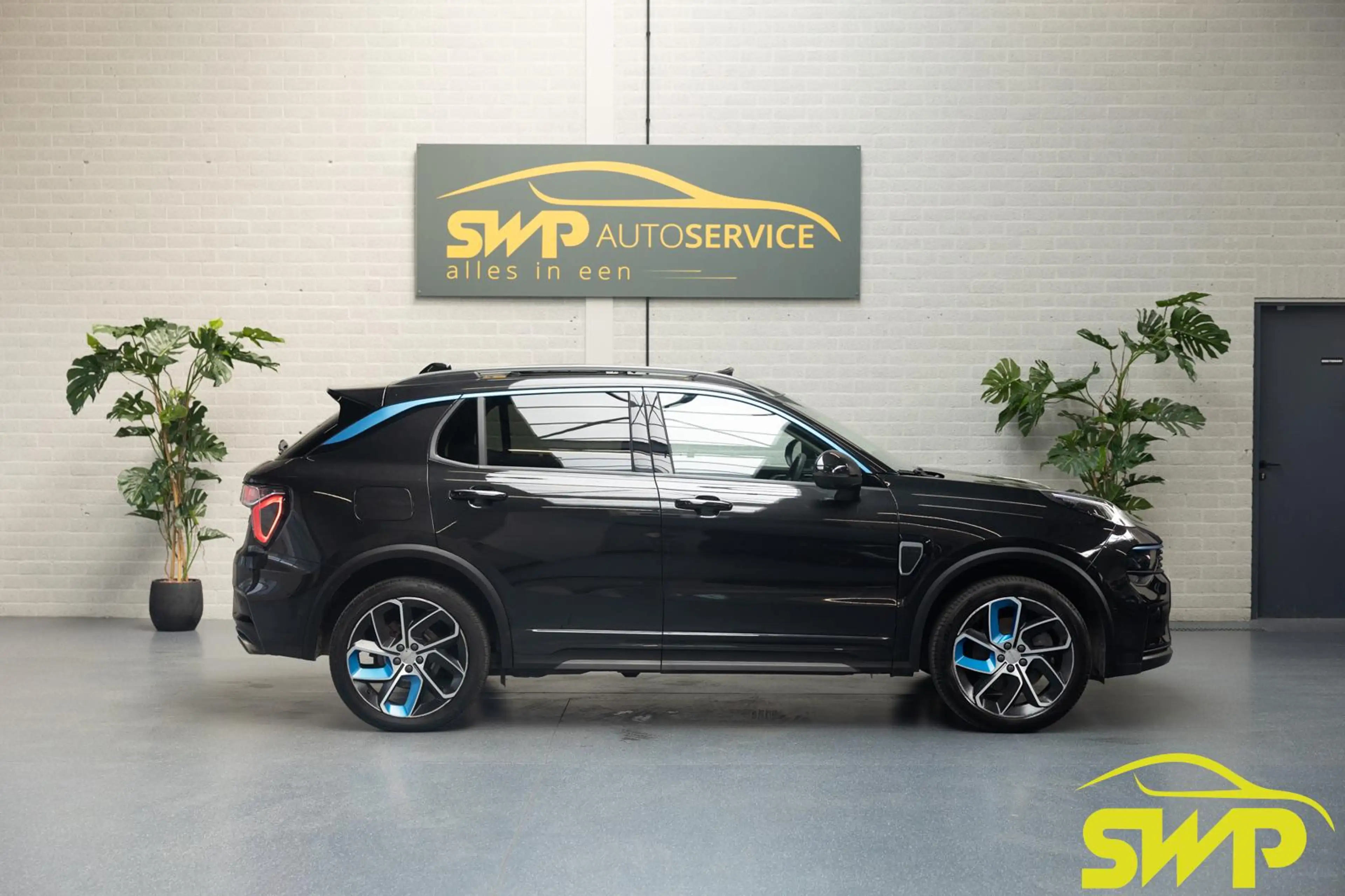 Lynk & Co 01 1.5 | PHEV | Zwart | 98.5 % SoH | Pano | 360 | Nav — photo 28