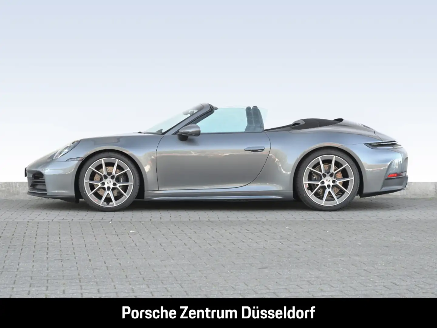 Porsche 992 911 Carrera T Cabriolet BOSE Sportabgas Grijs - 2