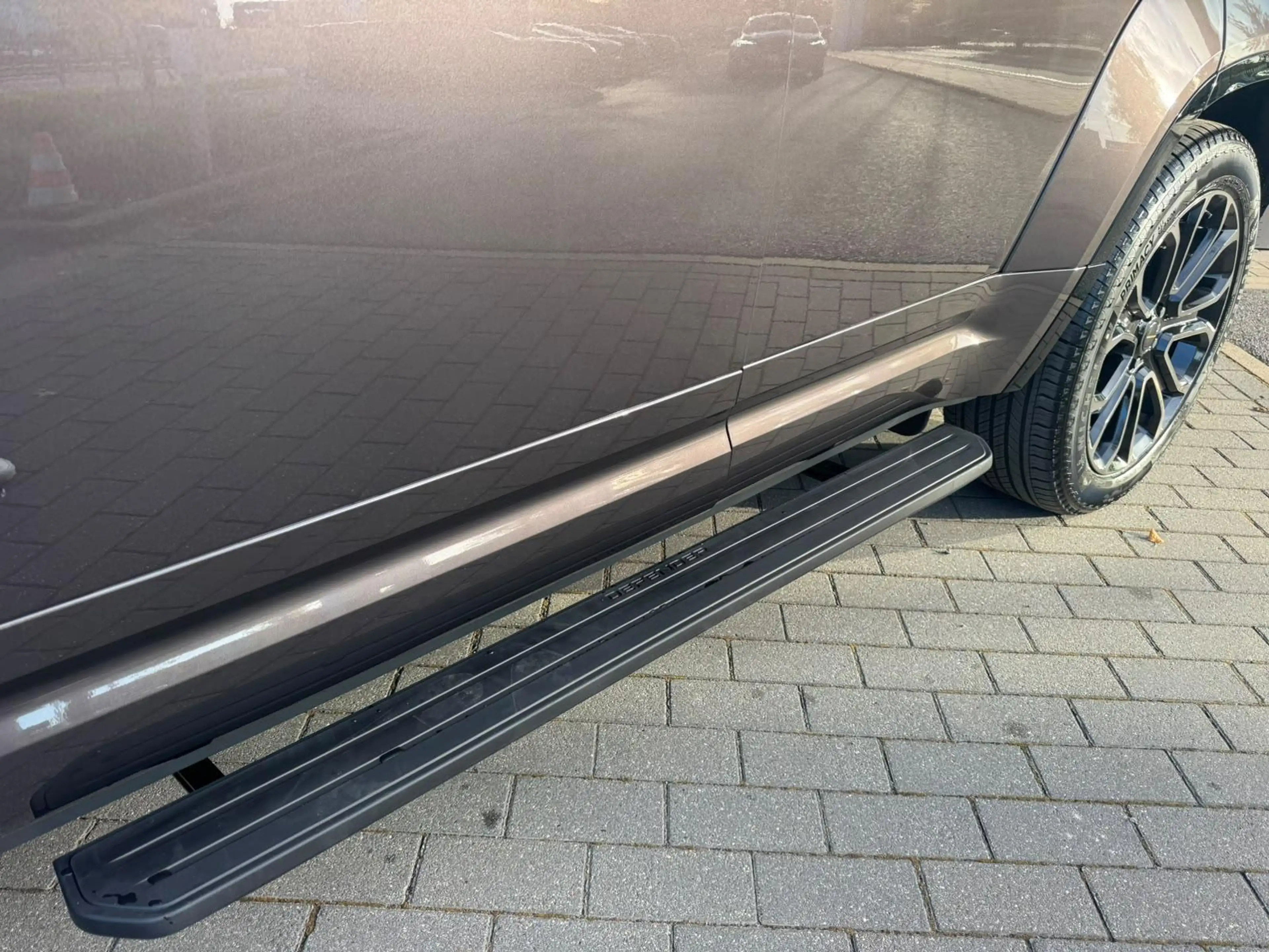 Land Rover Defender 110 P635 OCTA — photo 17