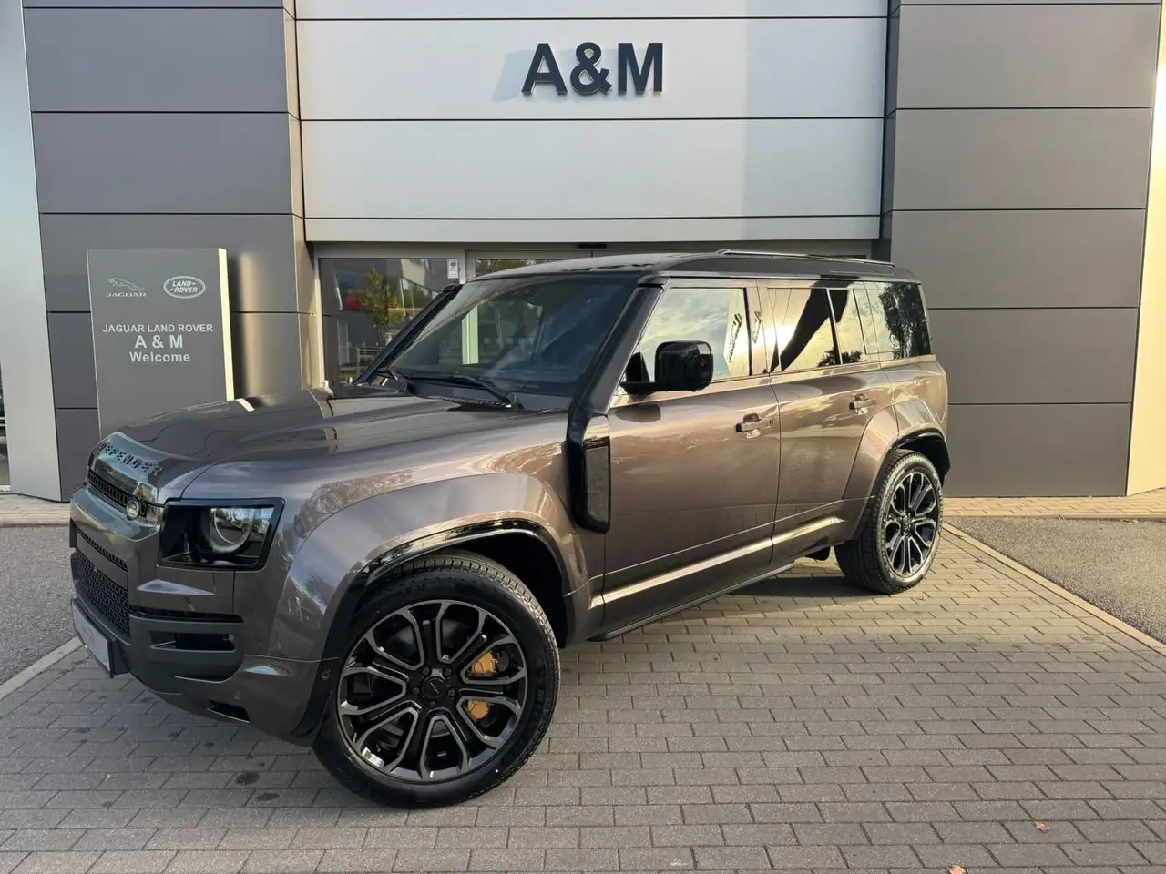 Land Rover Defender