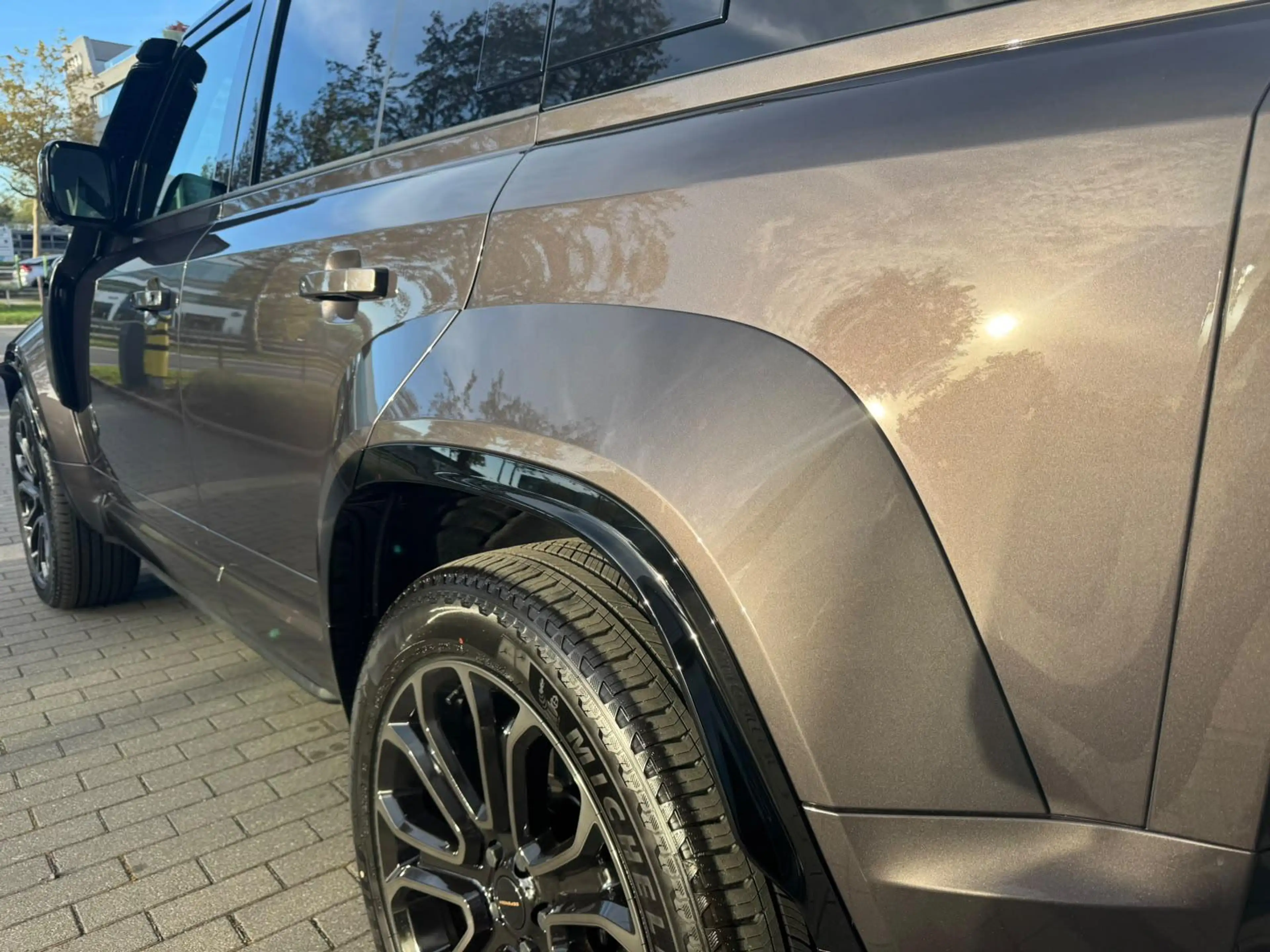 Land Rover Defender 110 P635 OCTA — photo 26