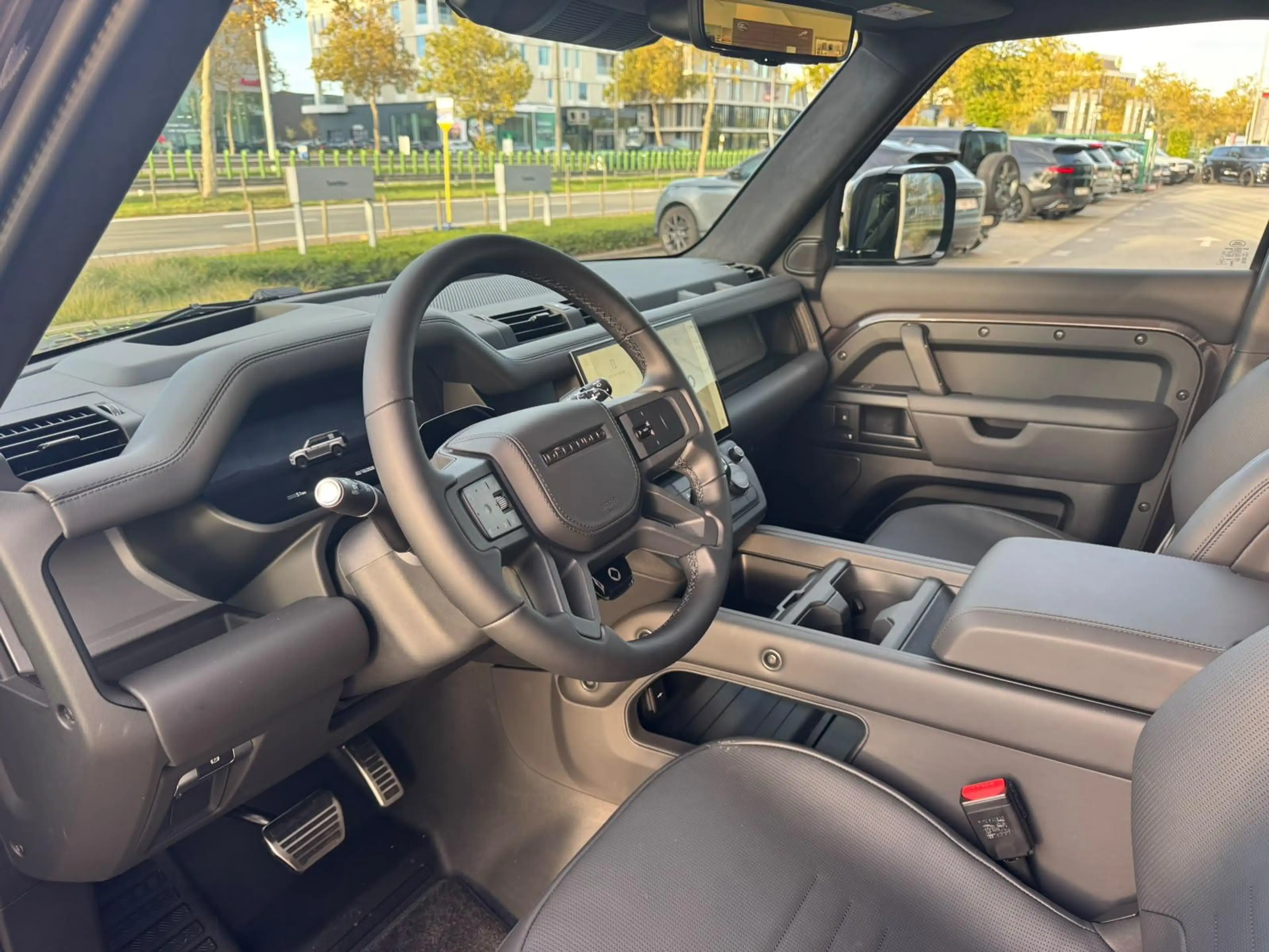 Land Rover Defender 110 P635 OCTA — photo 6