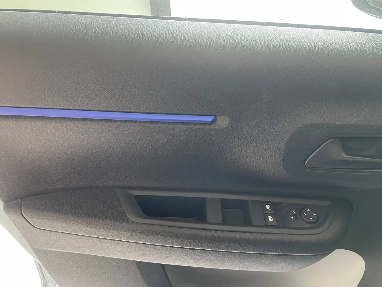 Citroen C3 1.2 puretech turbo You 100cv s, миниатюра 13