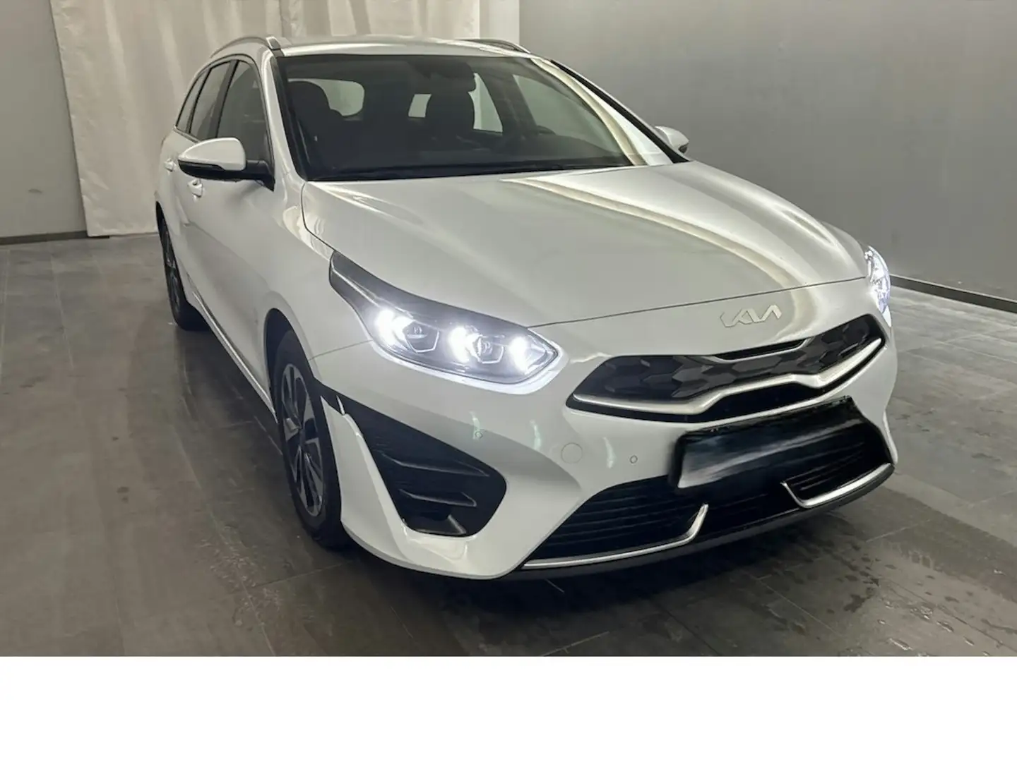Kia Ceed SW / cee'd SW cee´d Sportswagon 1.6 Plug-in Hybrid Spirit Techni Blanc - 2