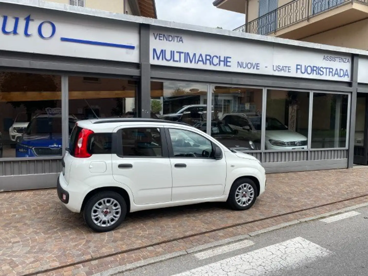 Fiat Panda 1.3 MJT 16v 75 cv Easy Bianco - 2
