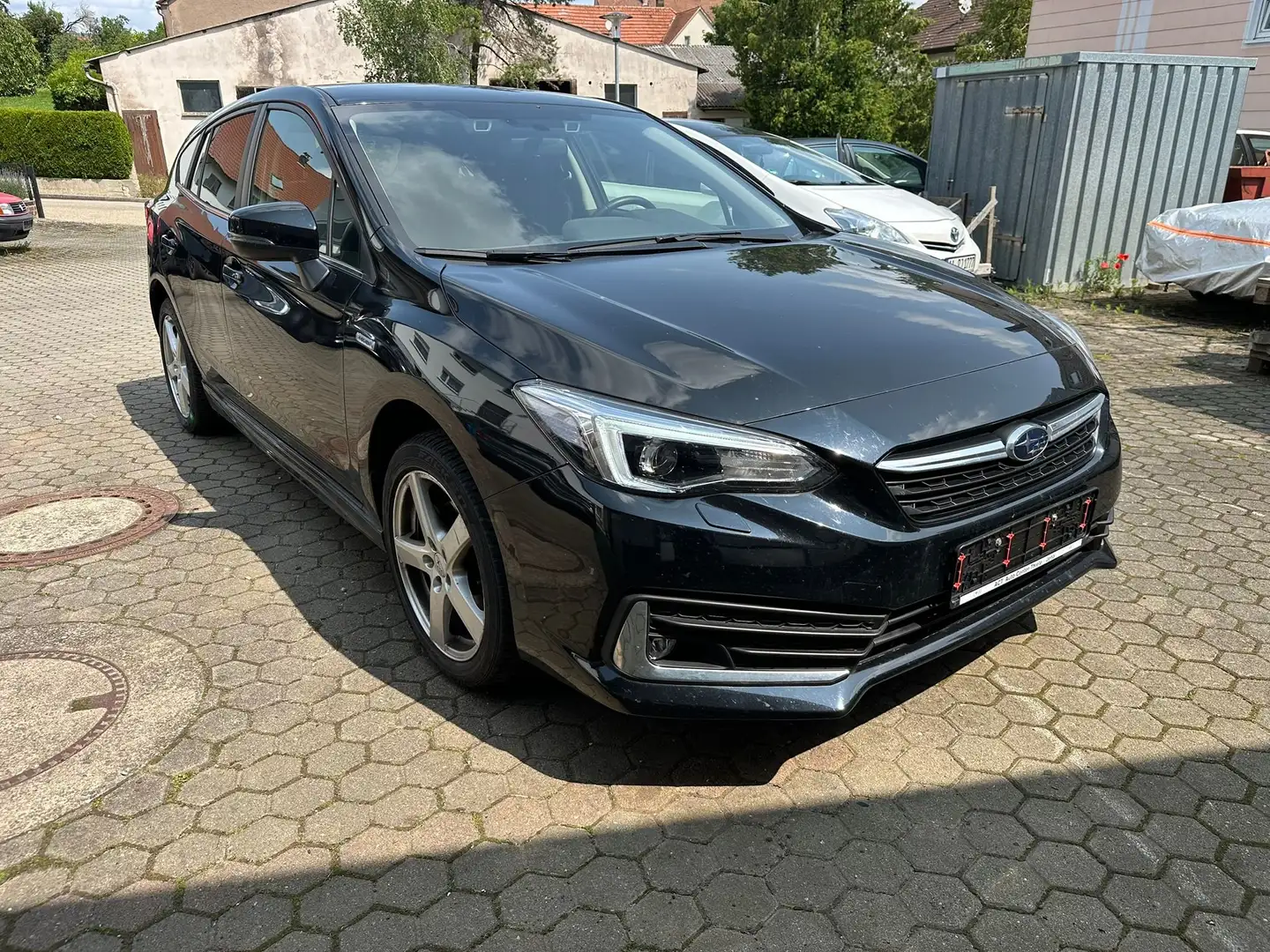 Subaru Impreza HYBRID Schwarz - 1