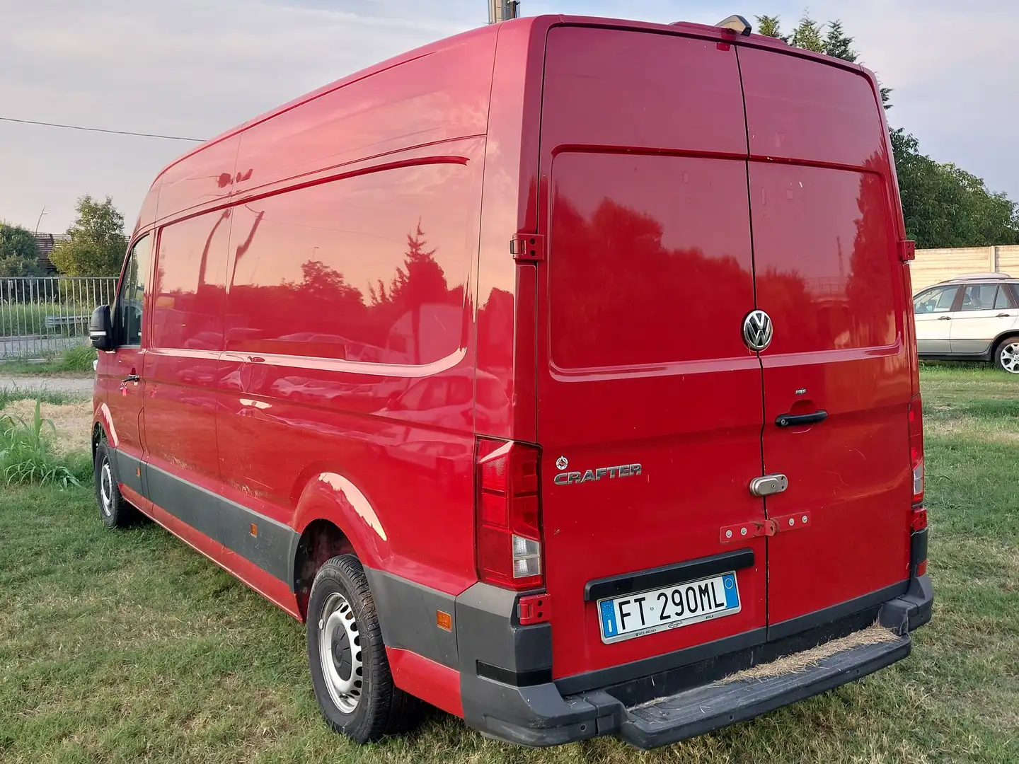 Volkswagen CRAFTER 4P / FURG 35 L4H3 2.0 BI TDI 130KW Rosso - 1