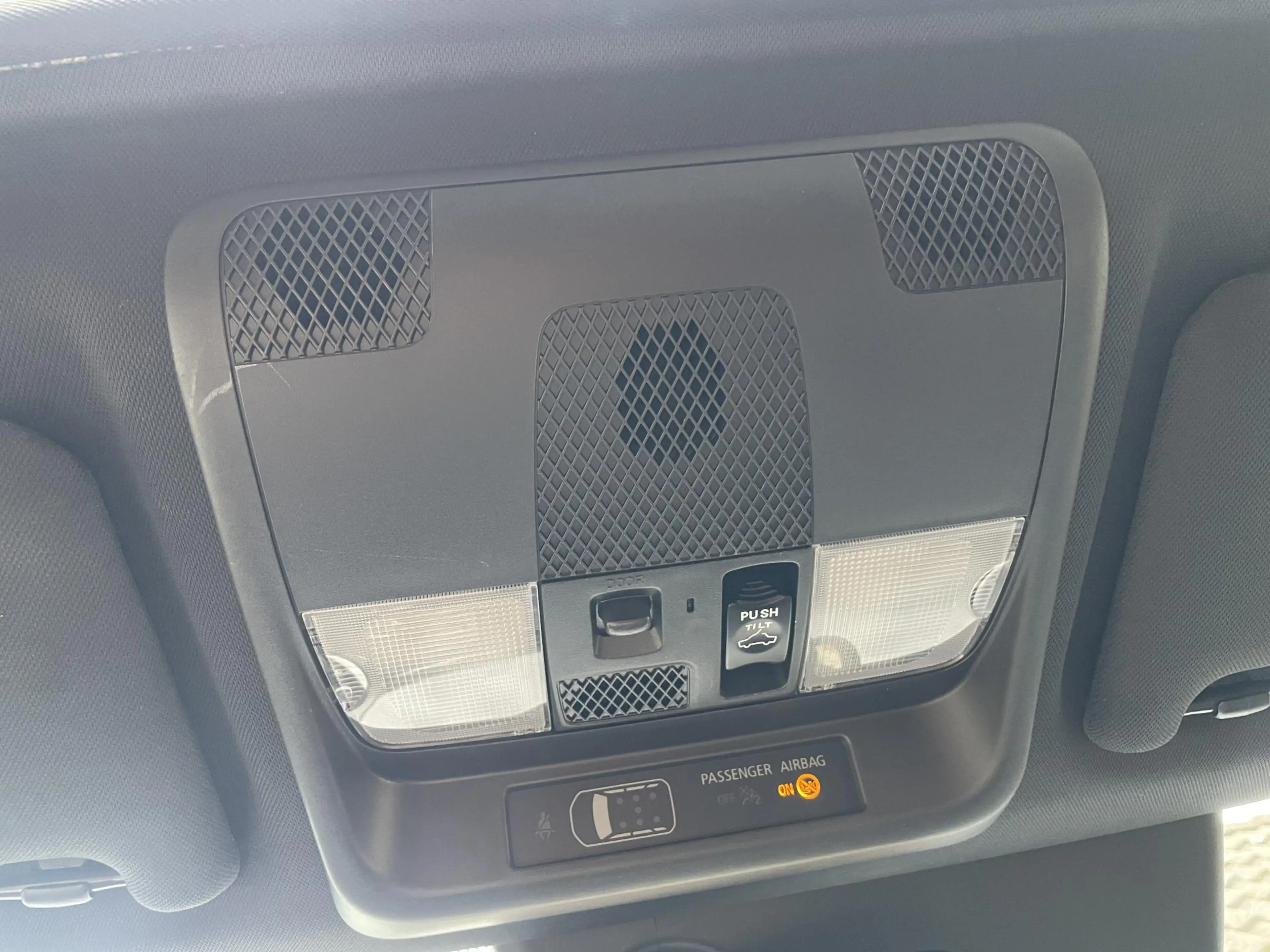 Mitsubishi Outlander 2.4 PHEV Intense+ | Schuif-kanteldak | Leder | Plu — photo 36