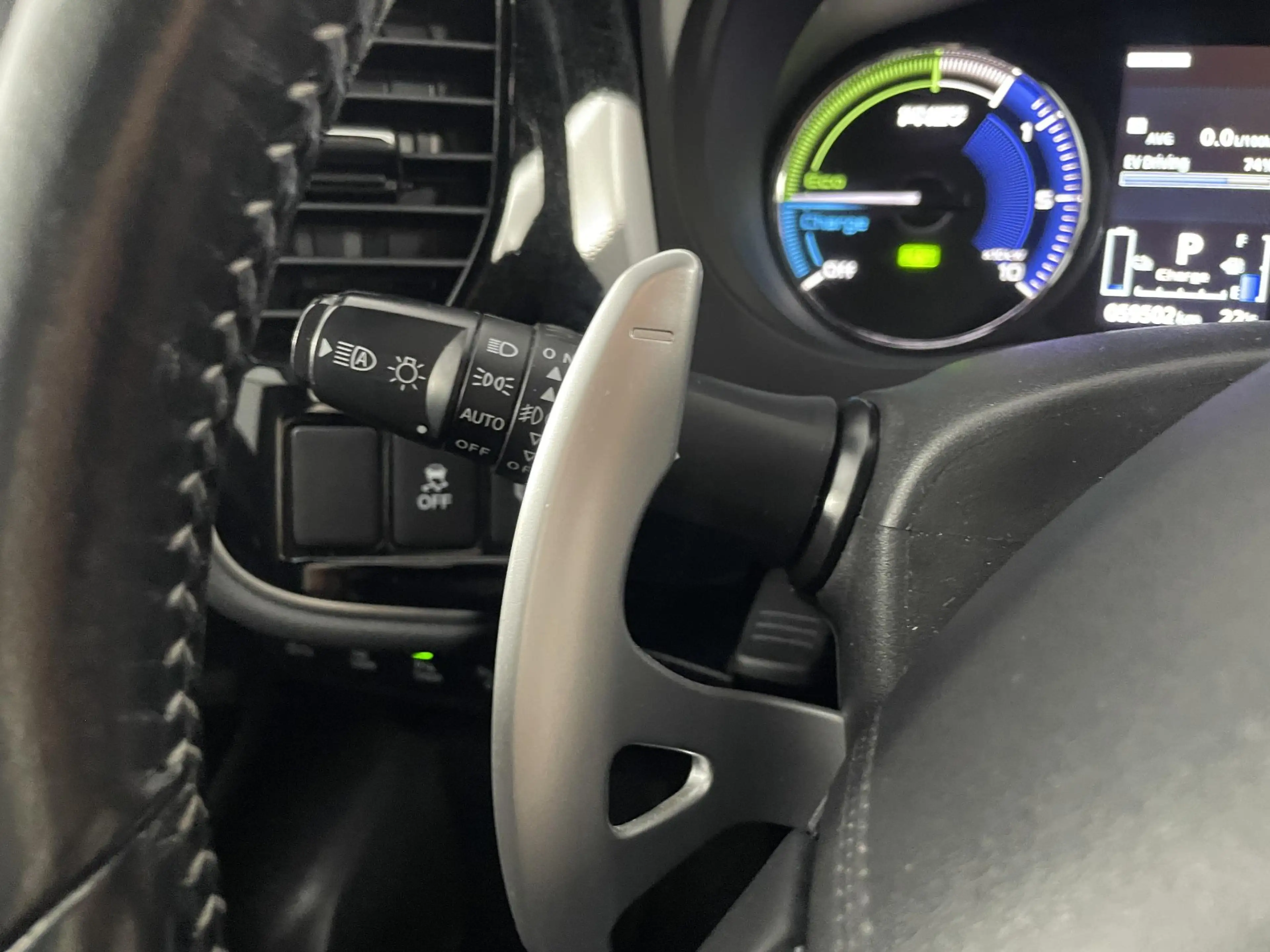 Mitsubishi Outlander 2.4 PHEV Intense+ | Schuif-kanteldak | Leder | Plu — photo 29