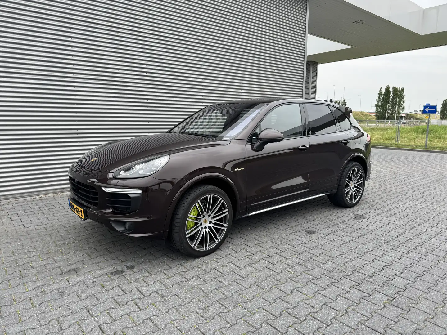 Porsche Cayenne 3.0 S E-hybrid Platinum Edition (full option) Maro - 1