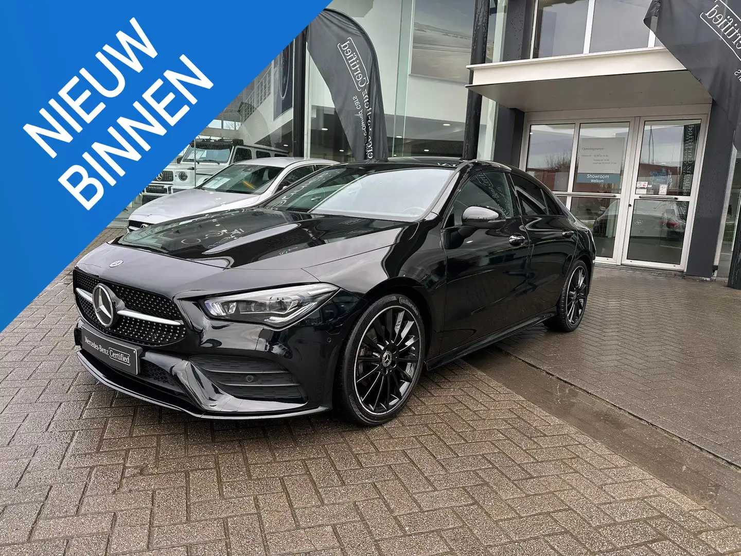 Mercedes-Benz CLA 180 CLA AMG Line Zwart - 1