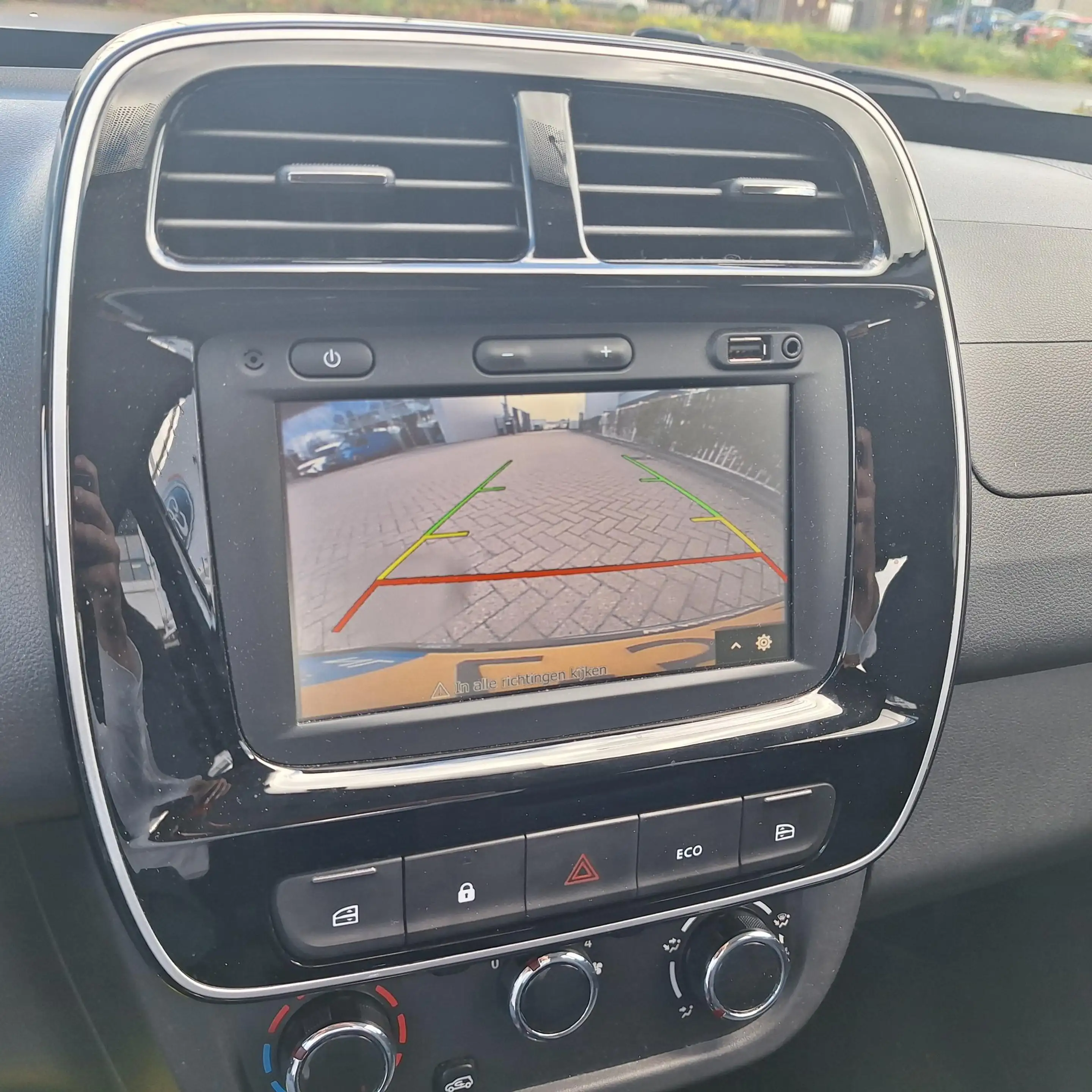 Dacia Spring Expression 27 kWh | SOH 92% | Navigatie | All Weat — photo 15