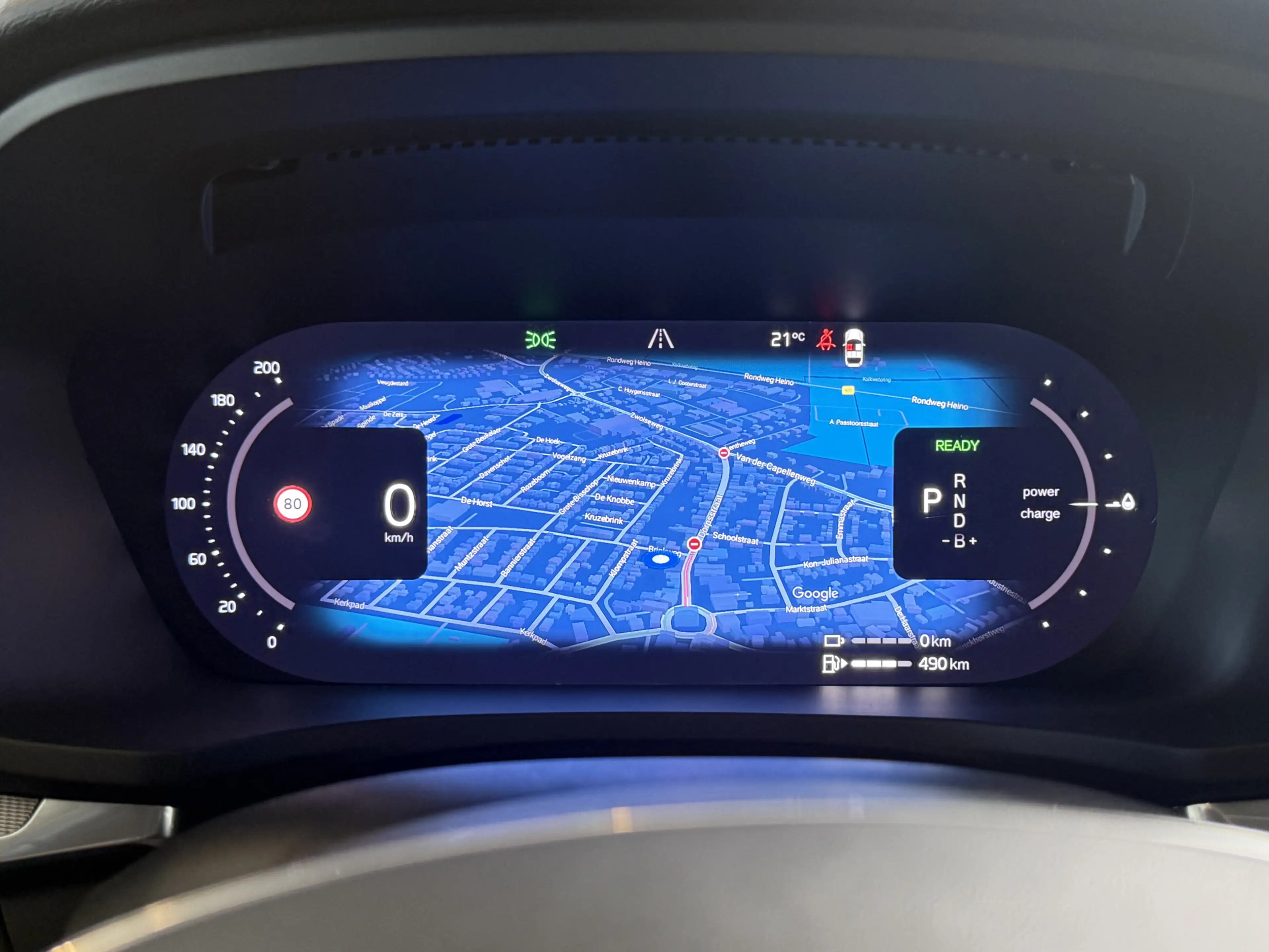 Volvo S60 2.0 Recharge T6 AWD Plus Dark — photo 8