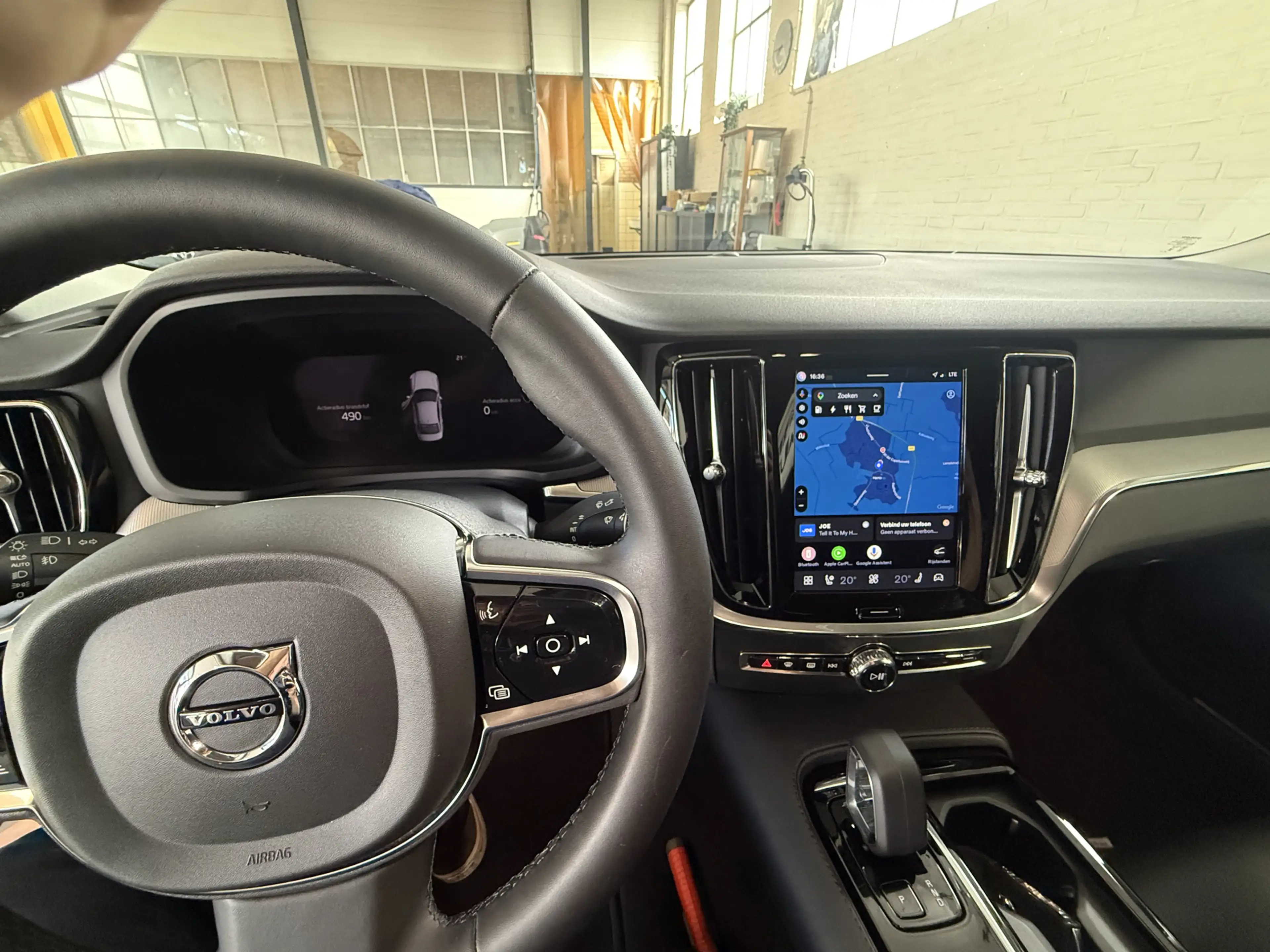 Volvo S60 2.0 Recharge T6 AWD Plus Dark — photo 7