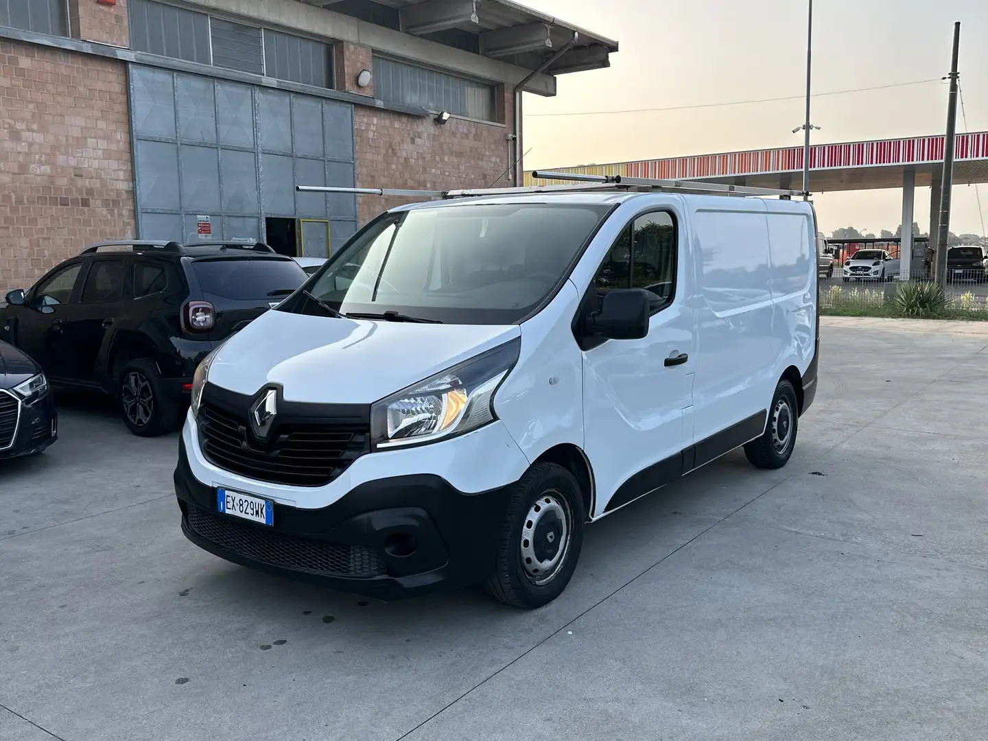 Renault Trafic Bianco - 1