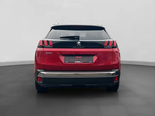 Peugeot 3008 view 4