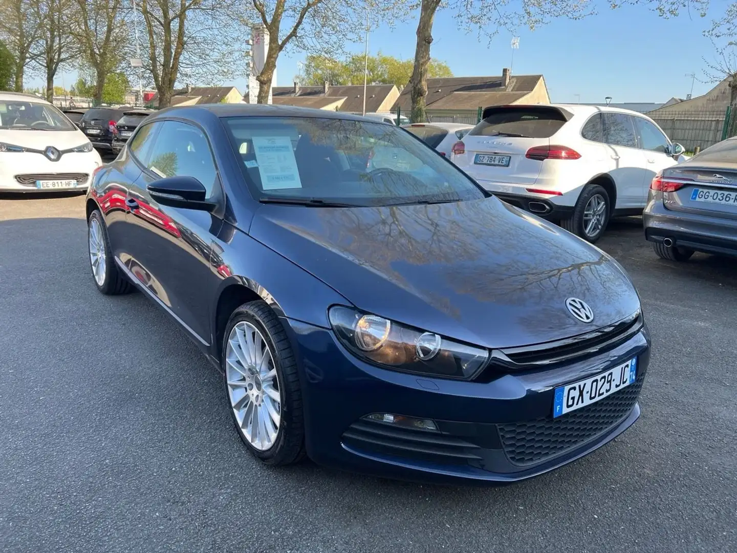 Volkswagen Scirocco 1.4 TSI 122CH Bleu - 2