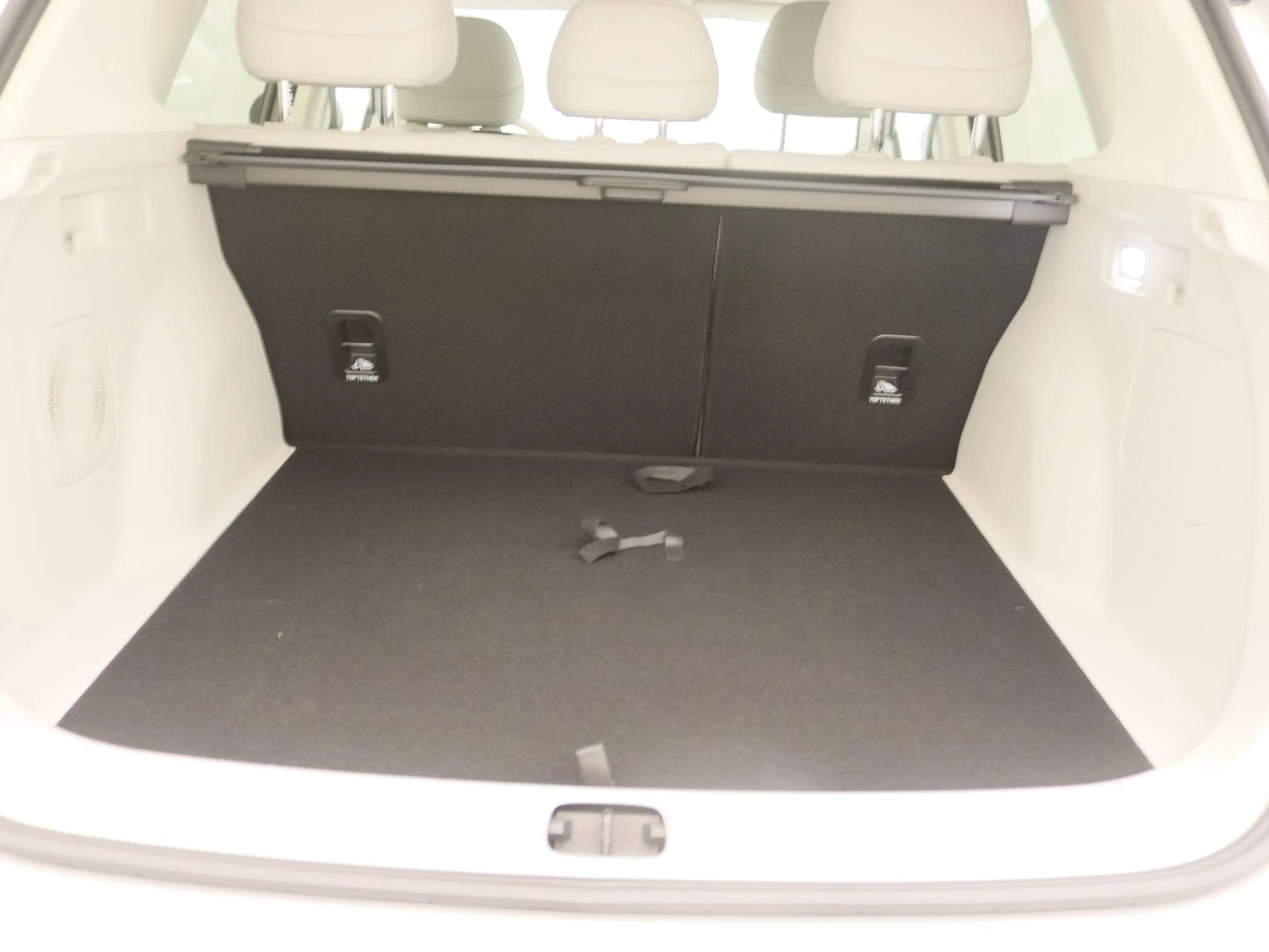 Leapmotor B10 Design ProMax 67.1 kWh | DEMO SALE | VAN € 34.245, — photo 13