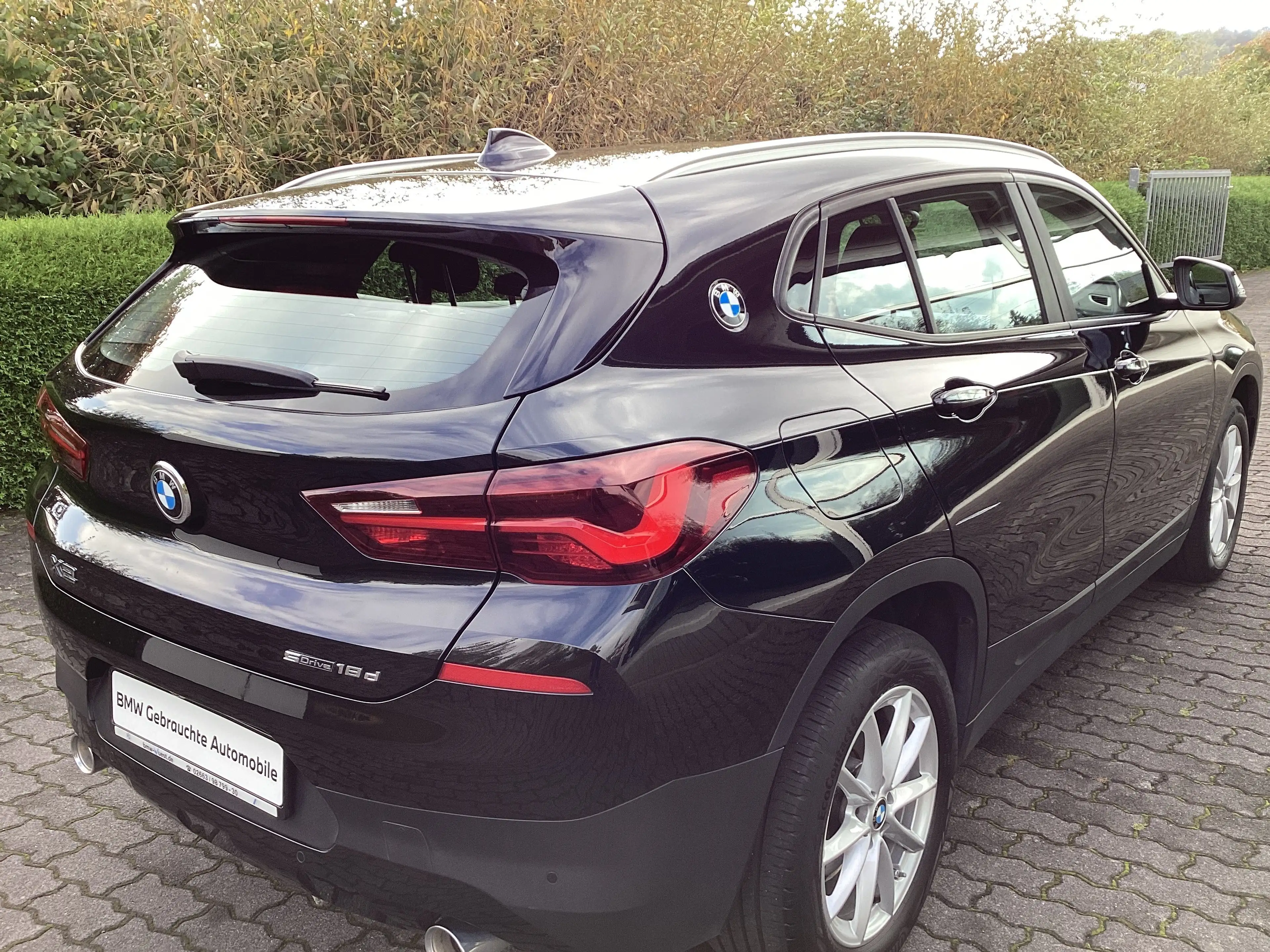 BMW X2 sDrive18d Advantage DAB LED Kamera — photo 3