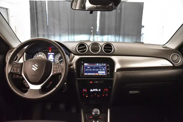 Suzuki Vitara view 7