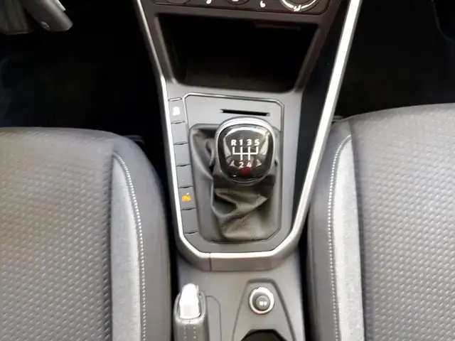 Volkswagen Taigo view 13