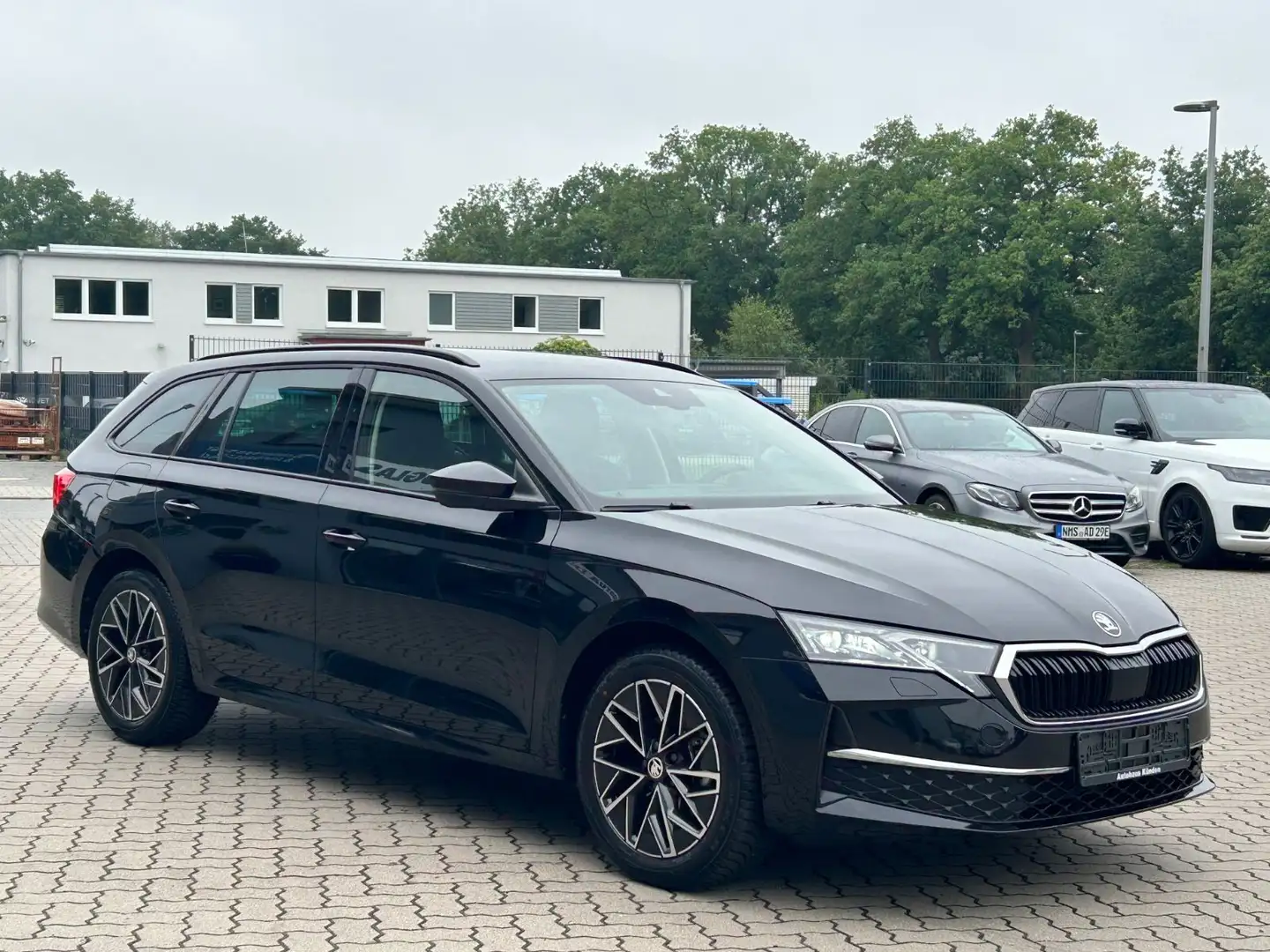 Skoda Octavia 1.5 TSI°ACC°RFK°VC°ACC° Negro - 2