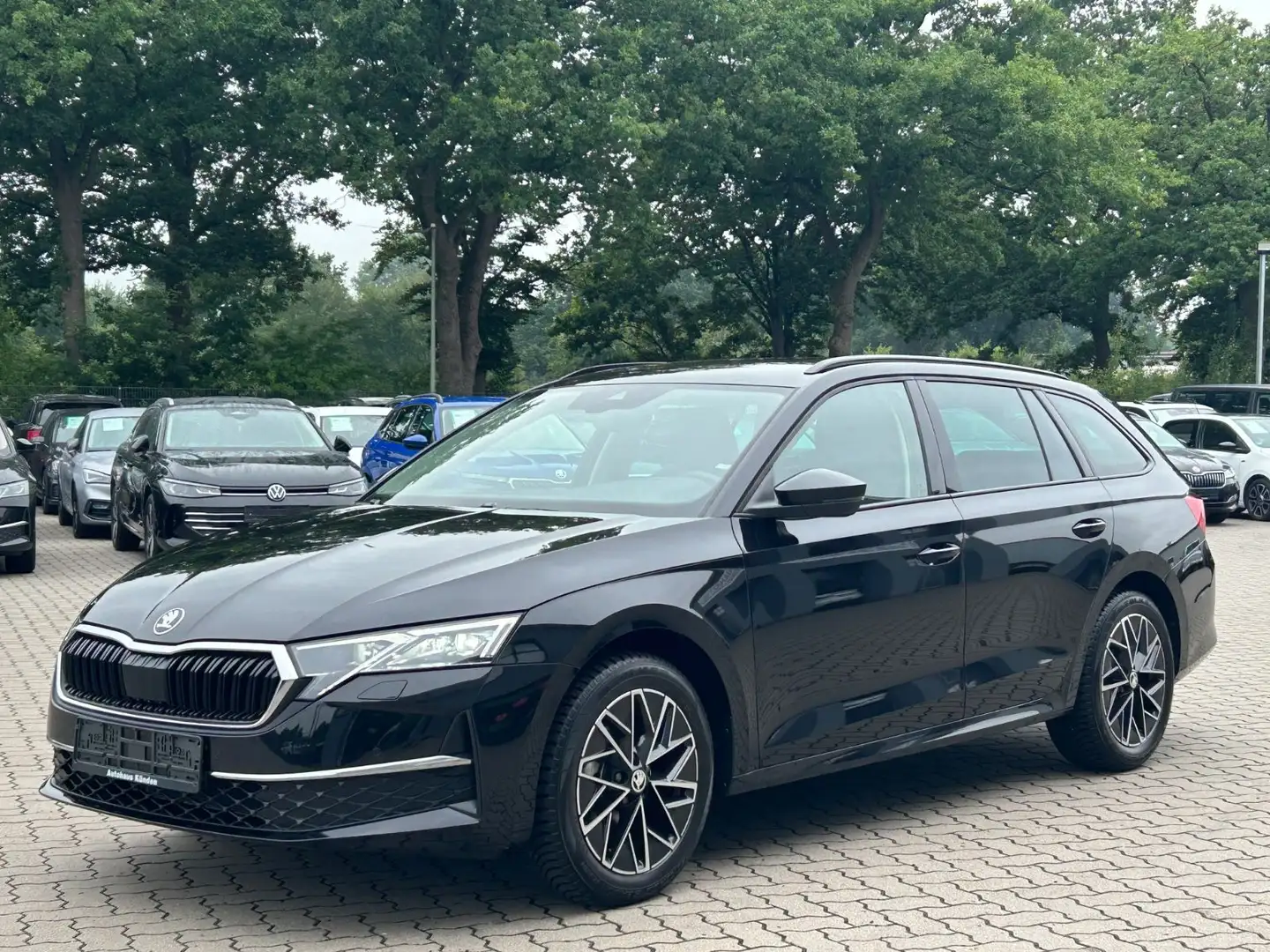 Skoda Octavia 1.5 TSI°ACC°RFK°VC°ACC° Negro - 1